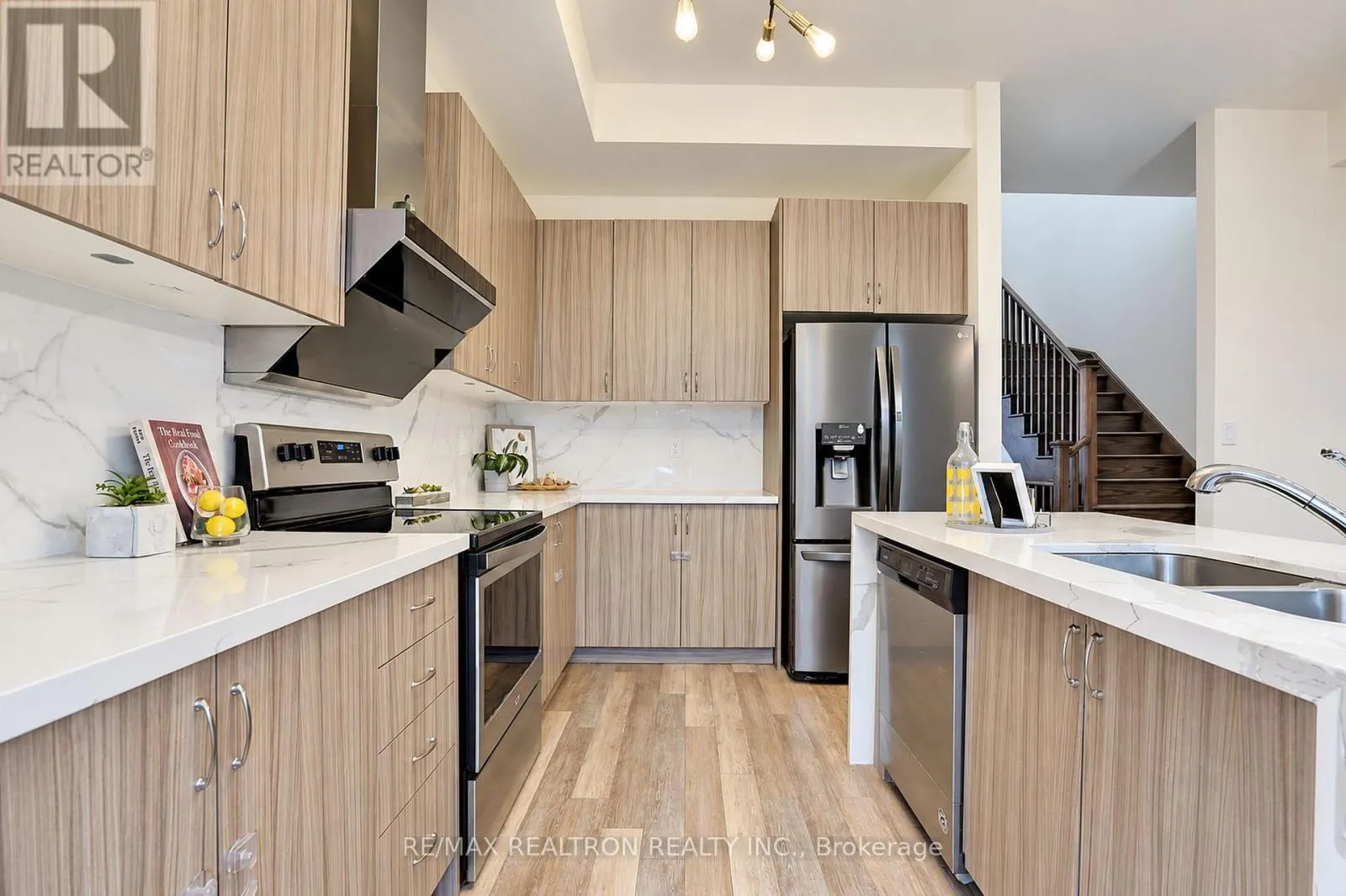 57 ARMILLO PLACE