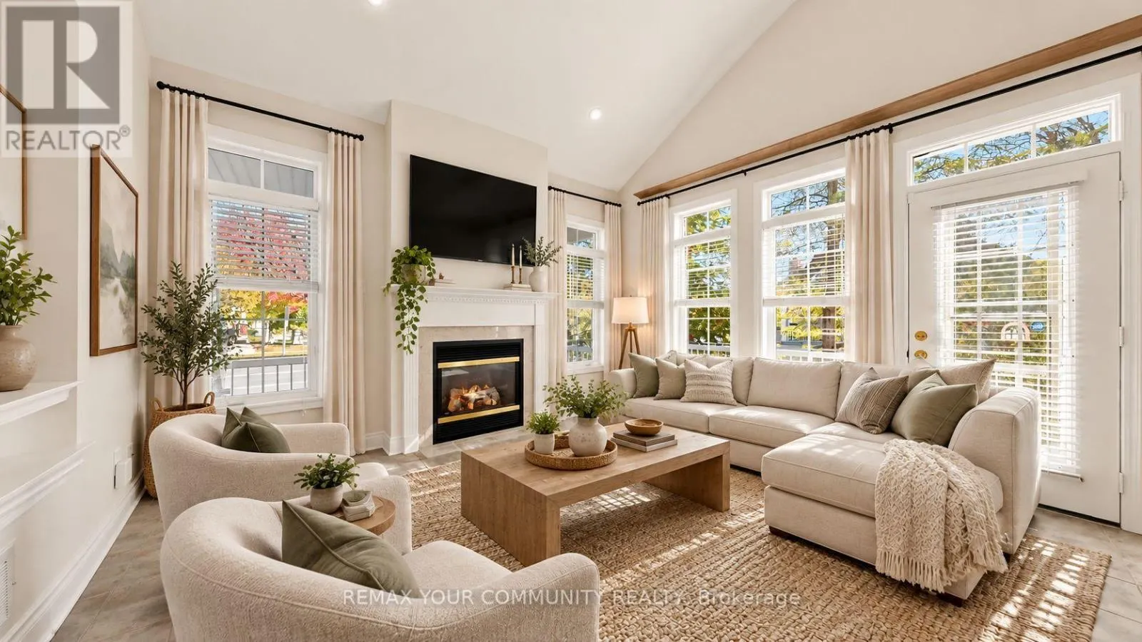 45 MANORWOOD DRIVE