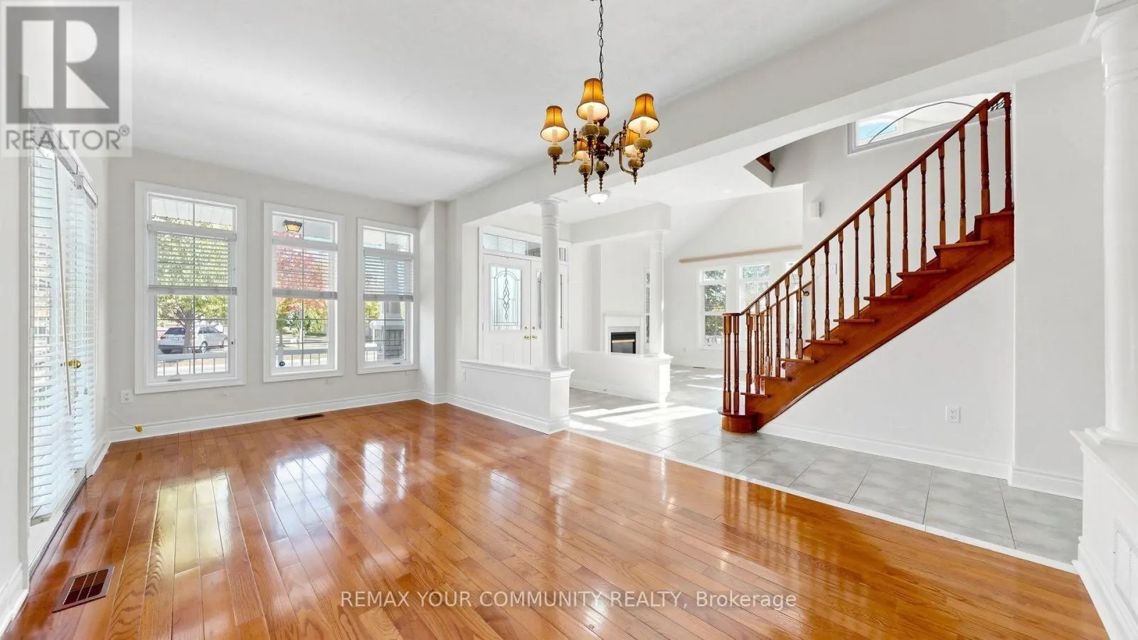 45 MANORWOOD DRIVE