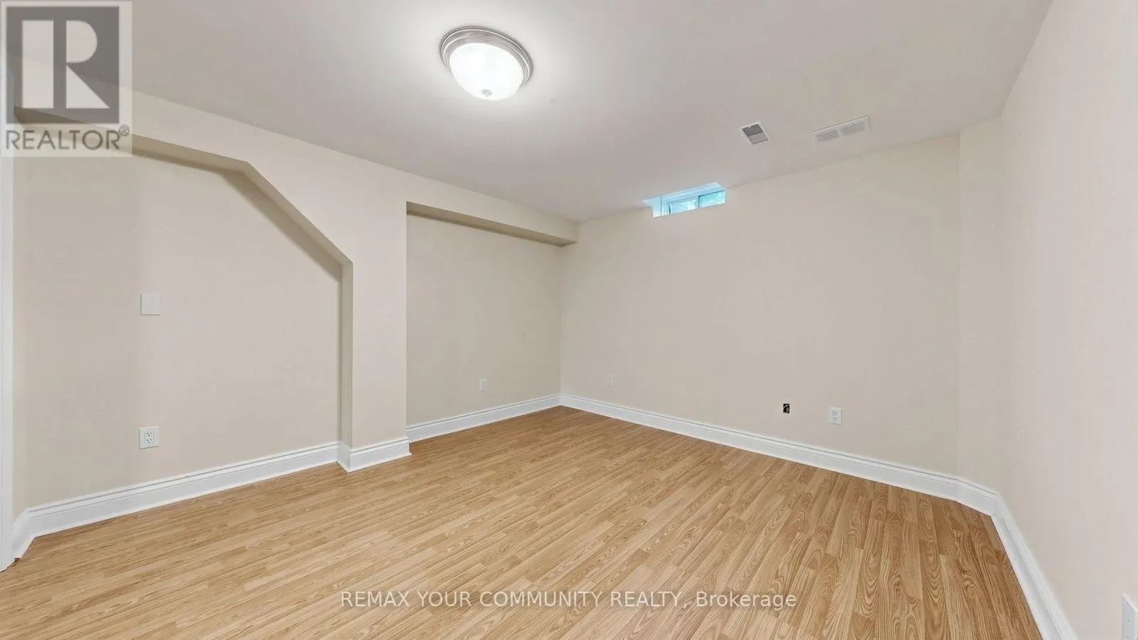 45 MANORWOOD DRIVE