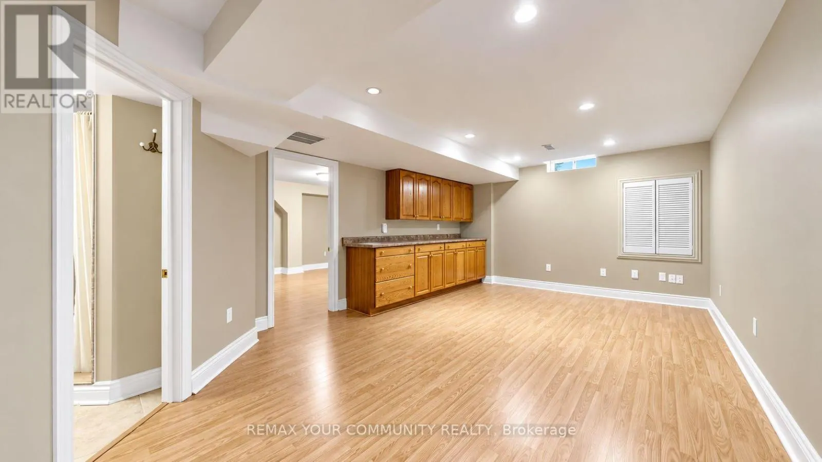 45 MANORWOOD DRIVE