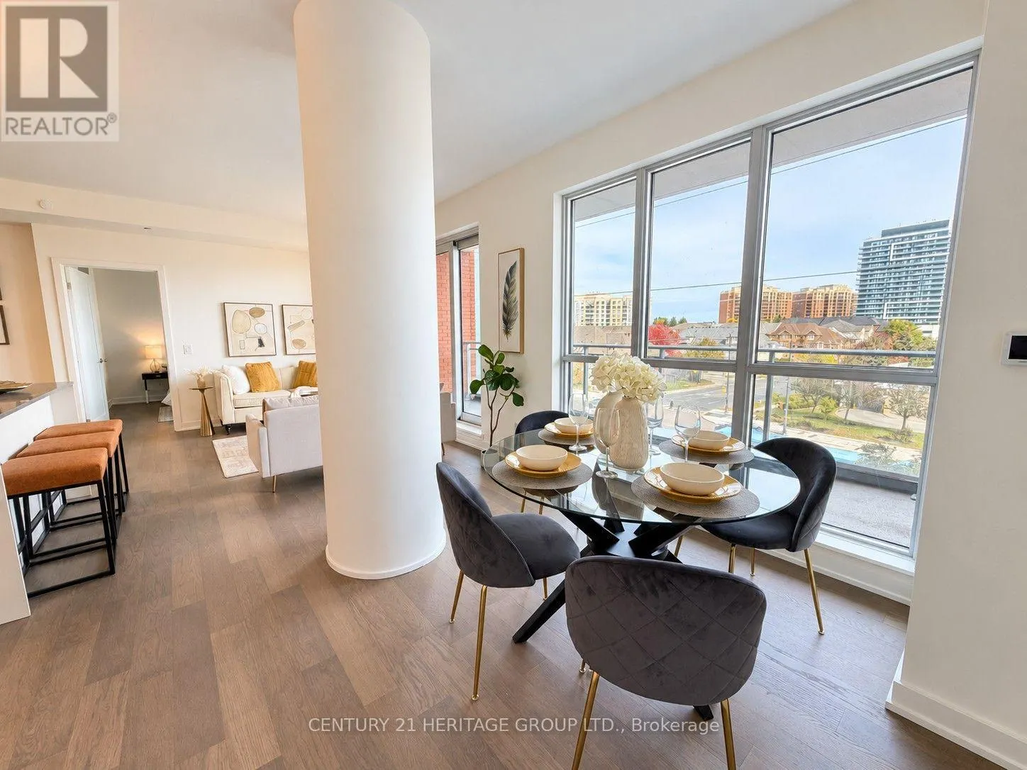 325 - 8888 YONGE STREET