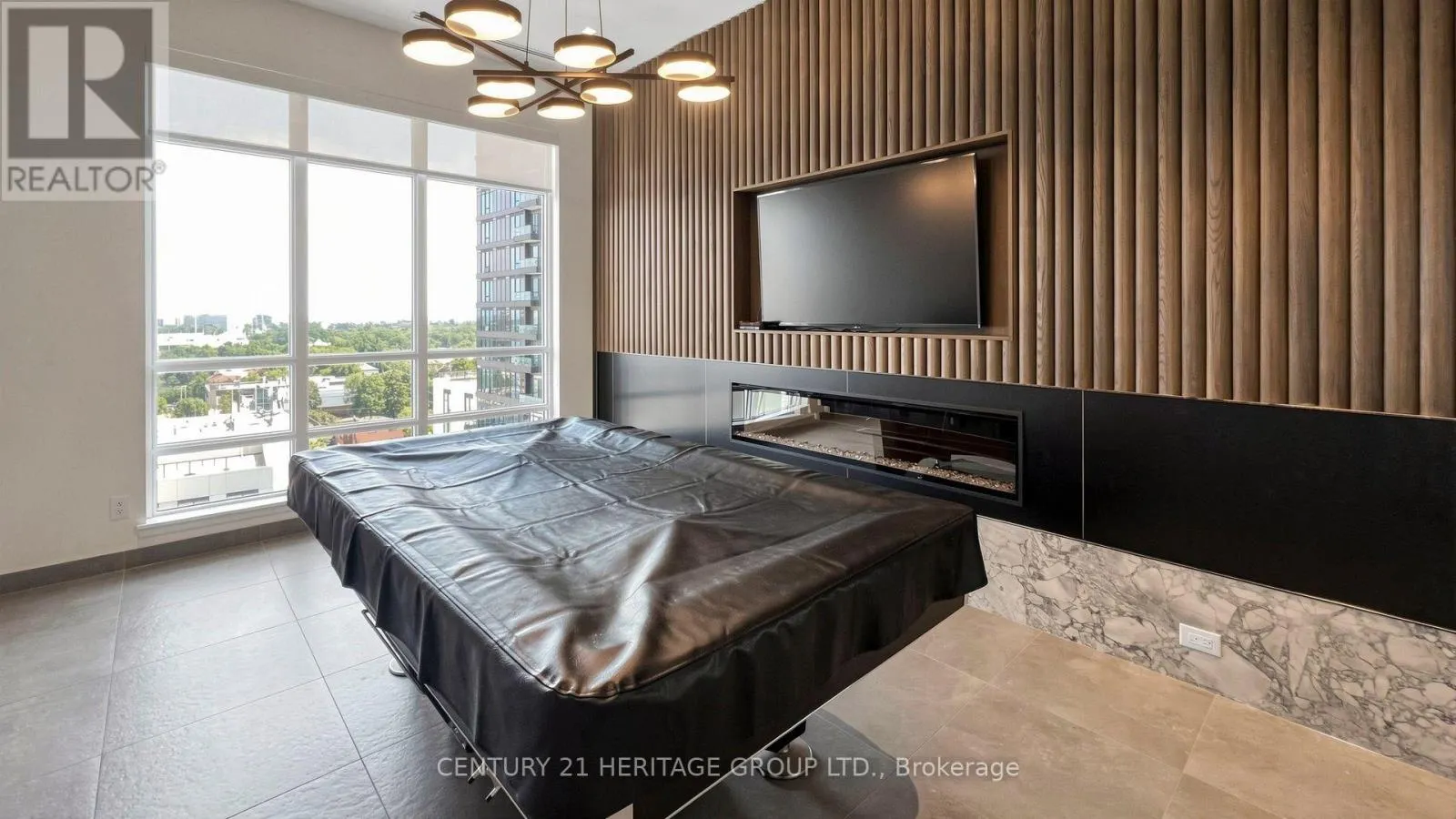 325 - 8888 YONGE STREET