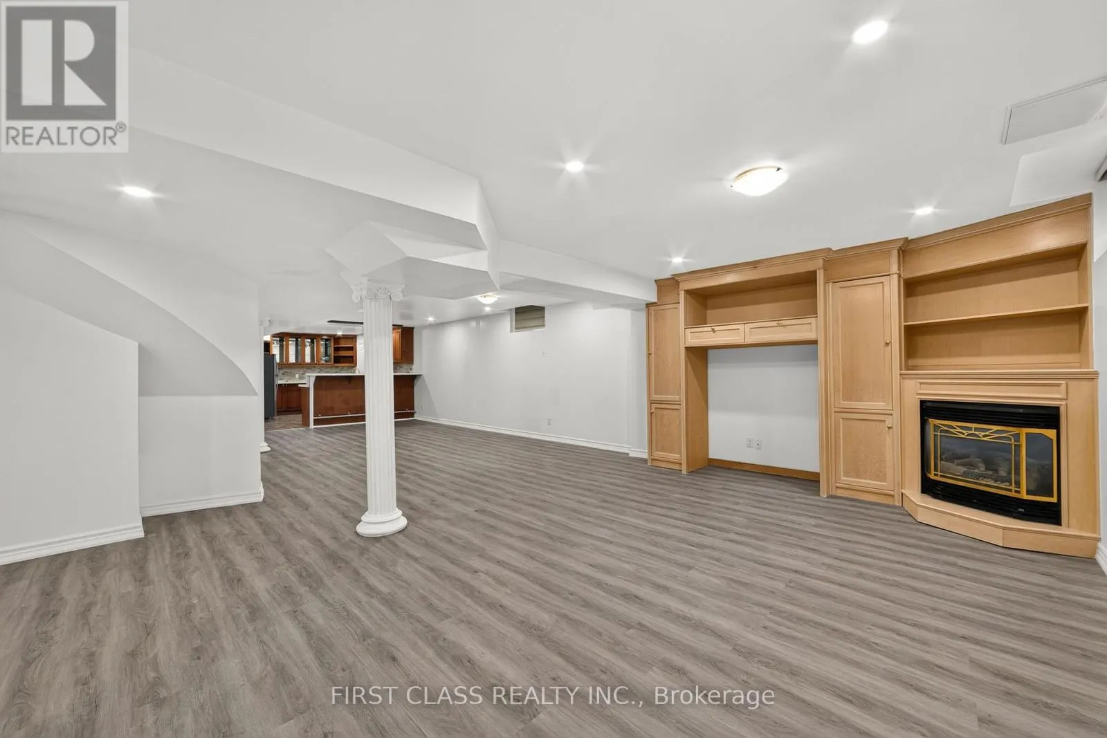 67 BLACK WALNUT CRESCENT
