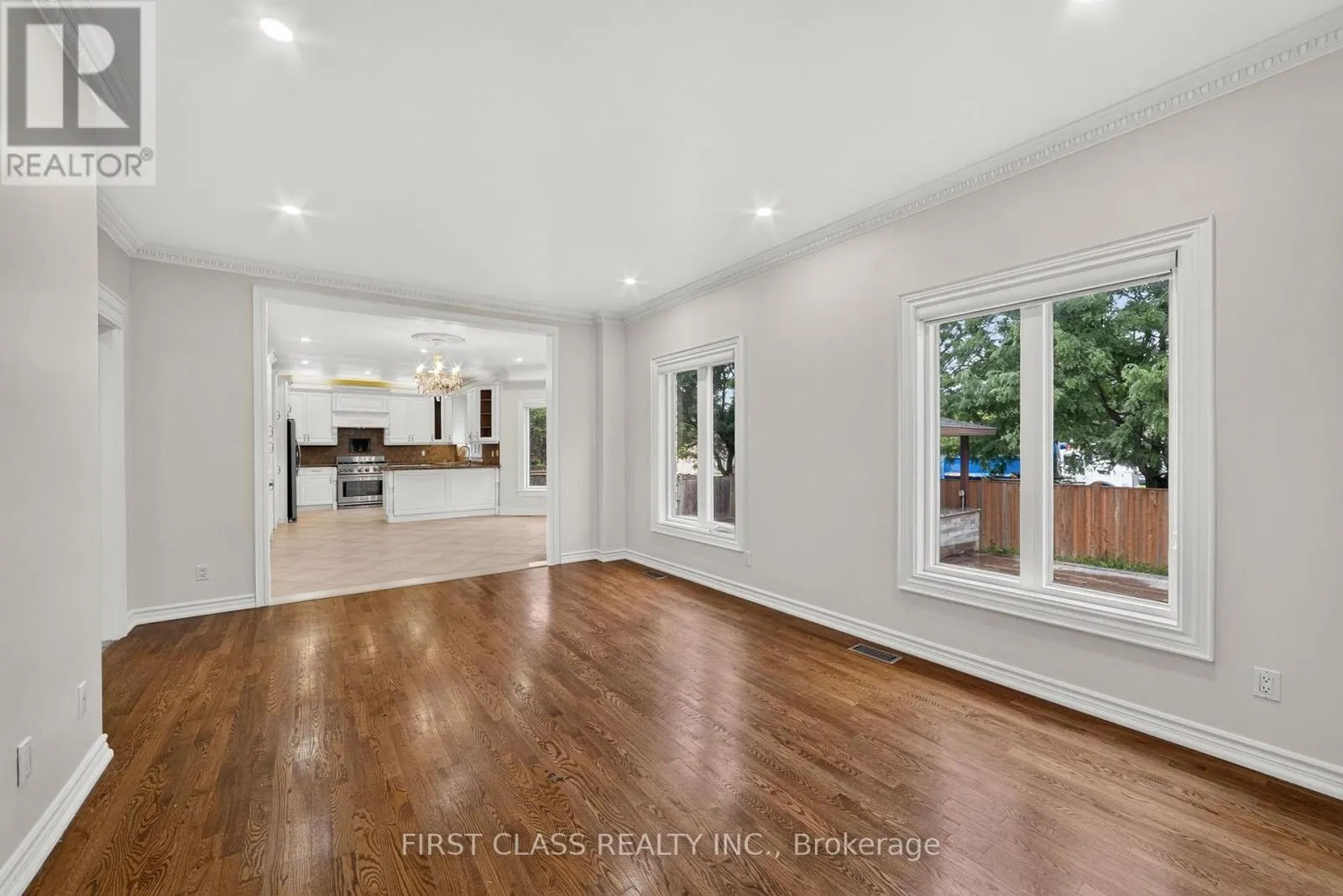 67 BLACK WALNUT CRESCENT