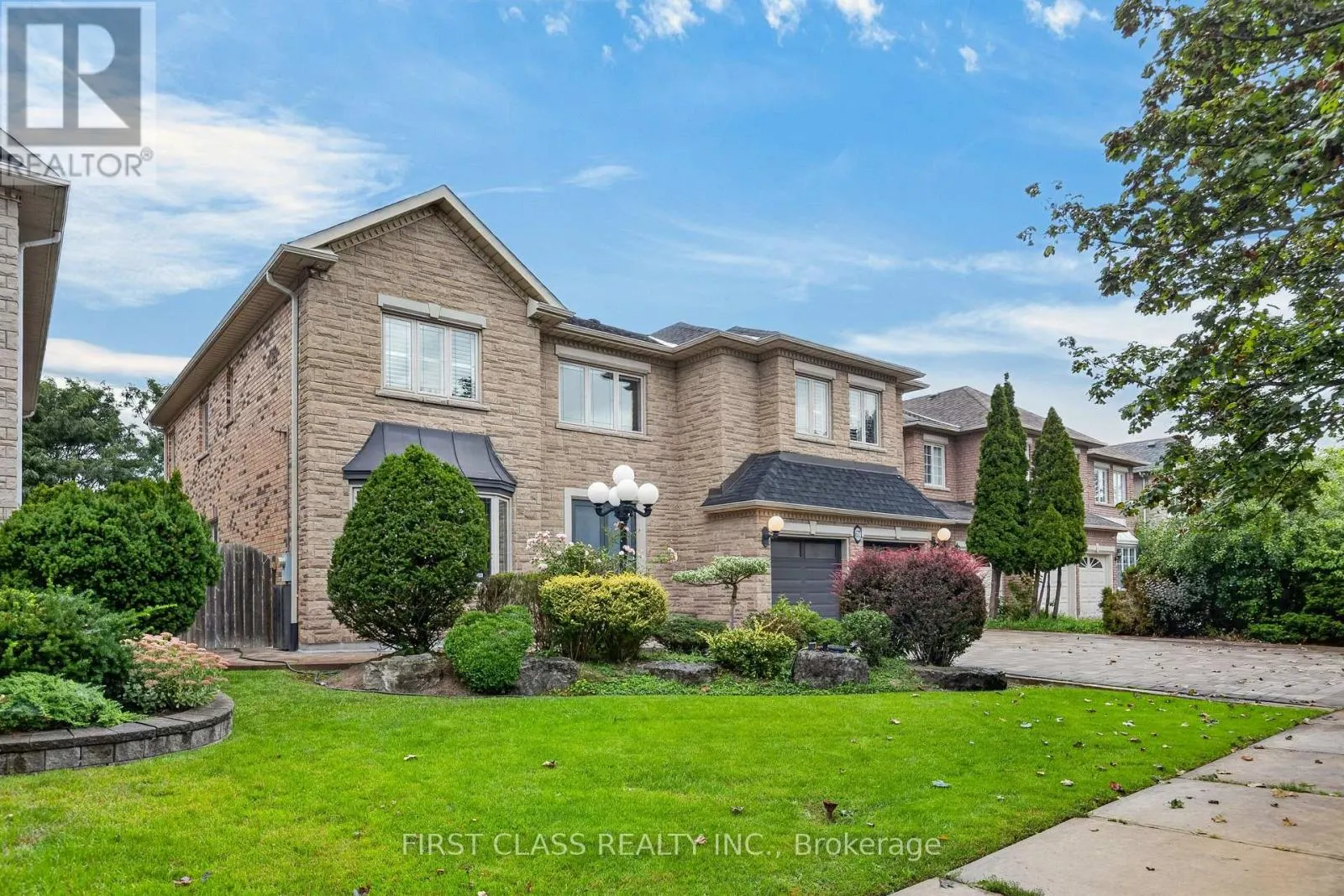 67 BLACK WALNUT CRESCENT