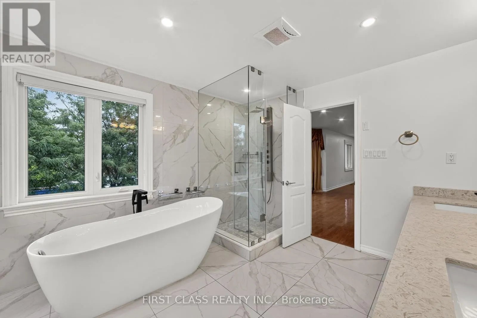 67 BLACK WALNUT CRESCENT
