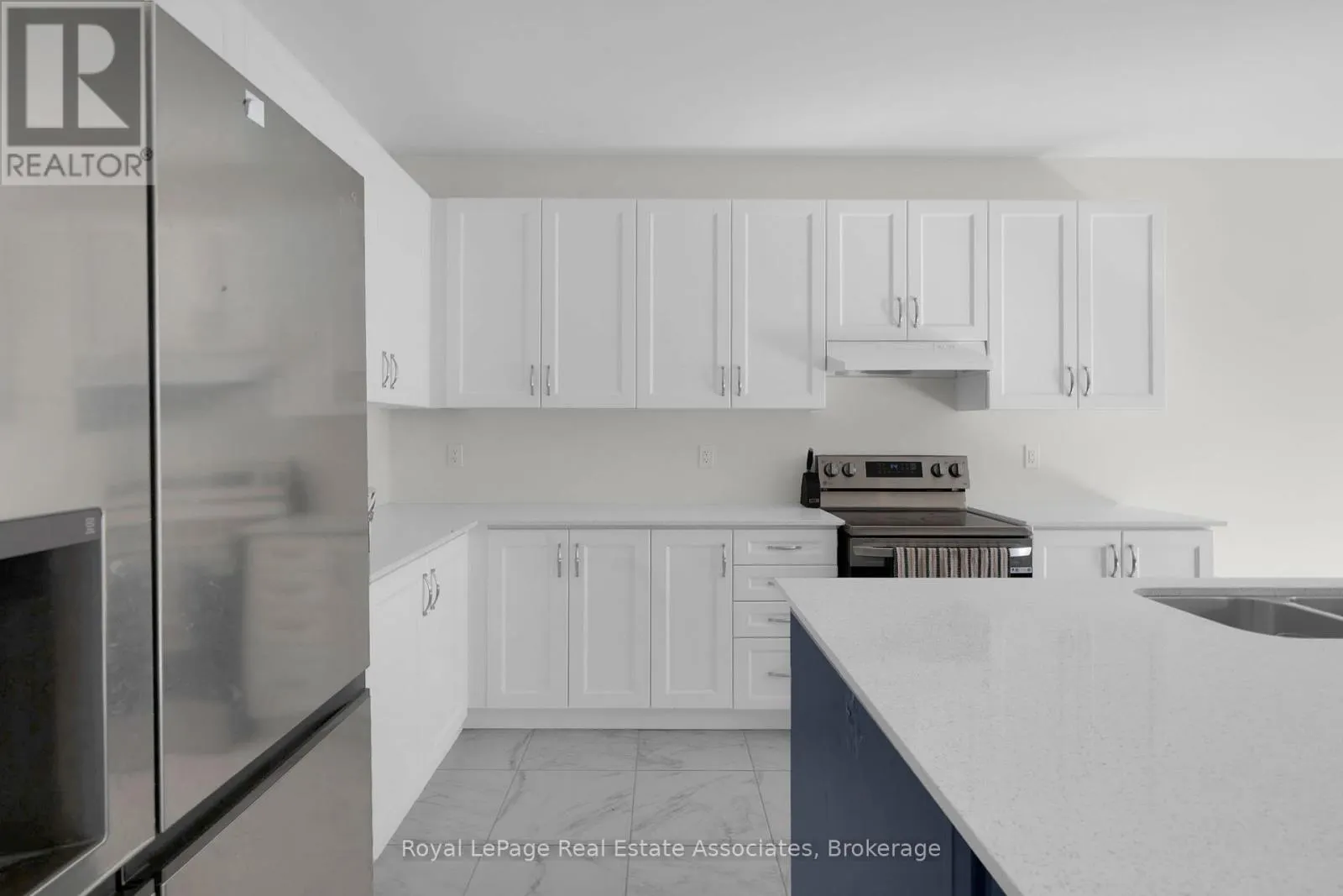 1418 DAVIS LOOP