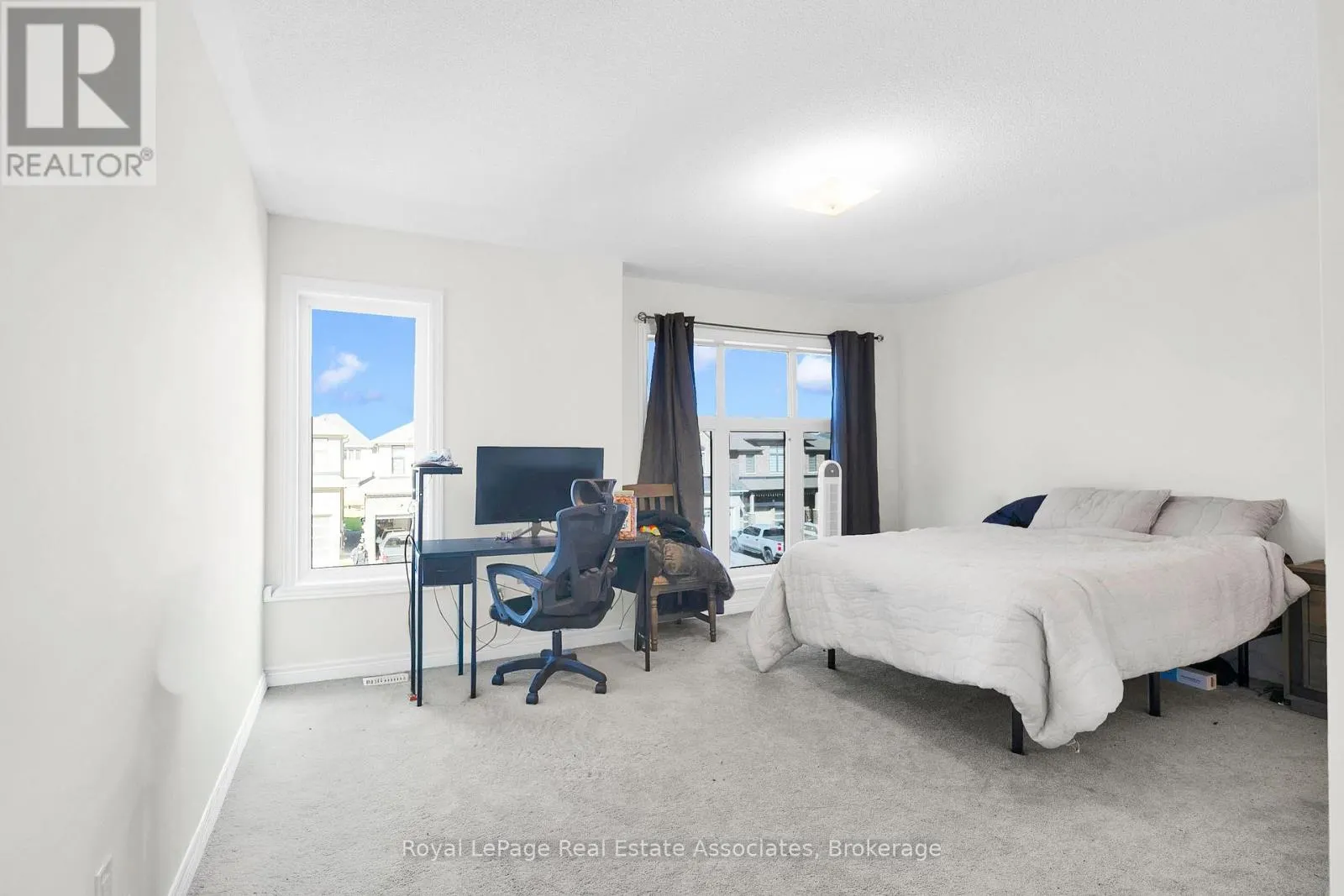1418 DAVIS LOOP