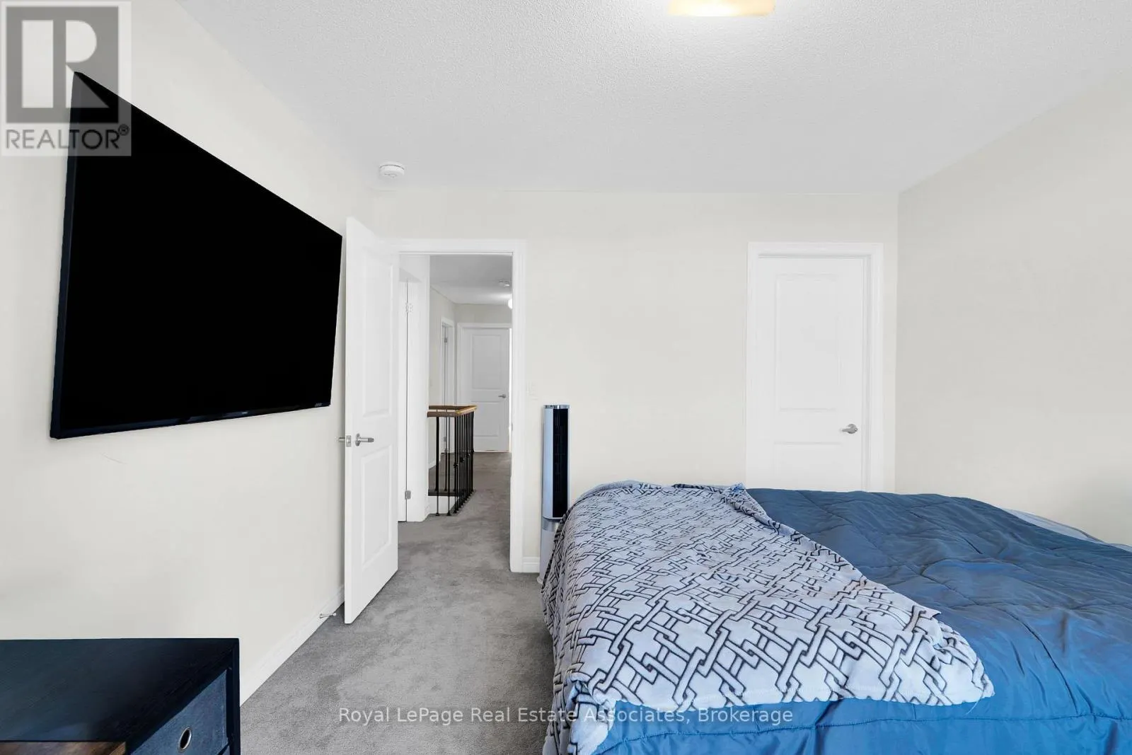 1418 DAVIS LOOP