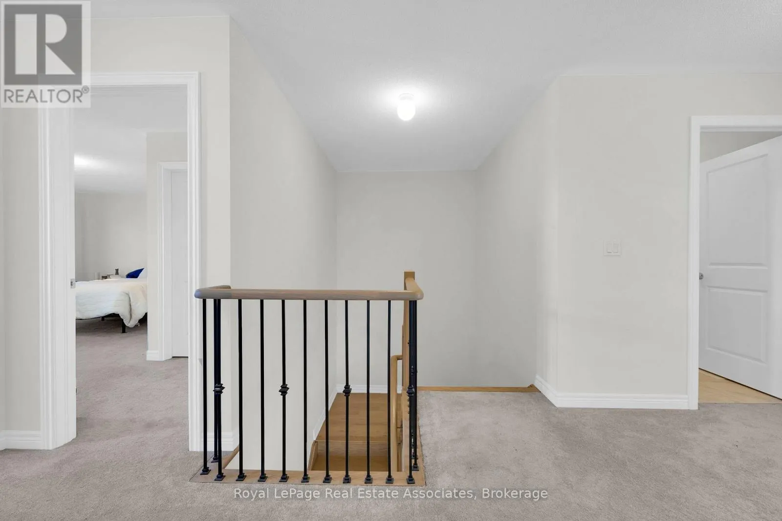 1418 DAVIS LOOP