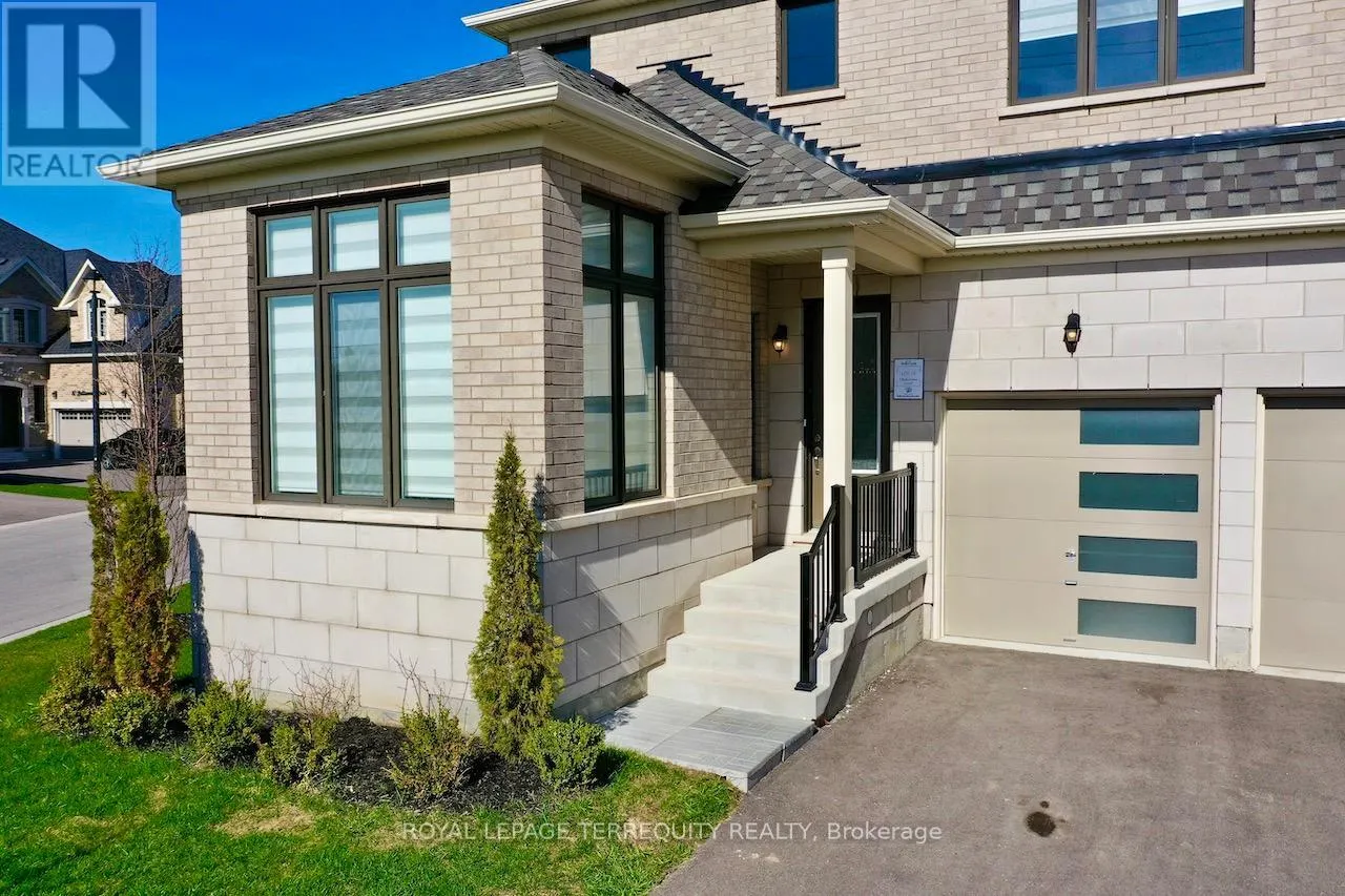 7 BALLANVIEW COURT