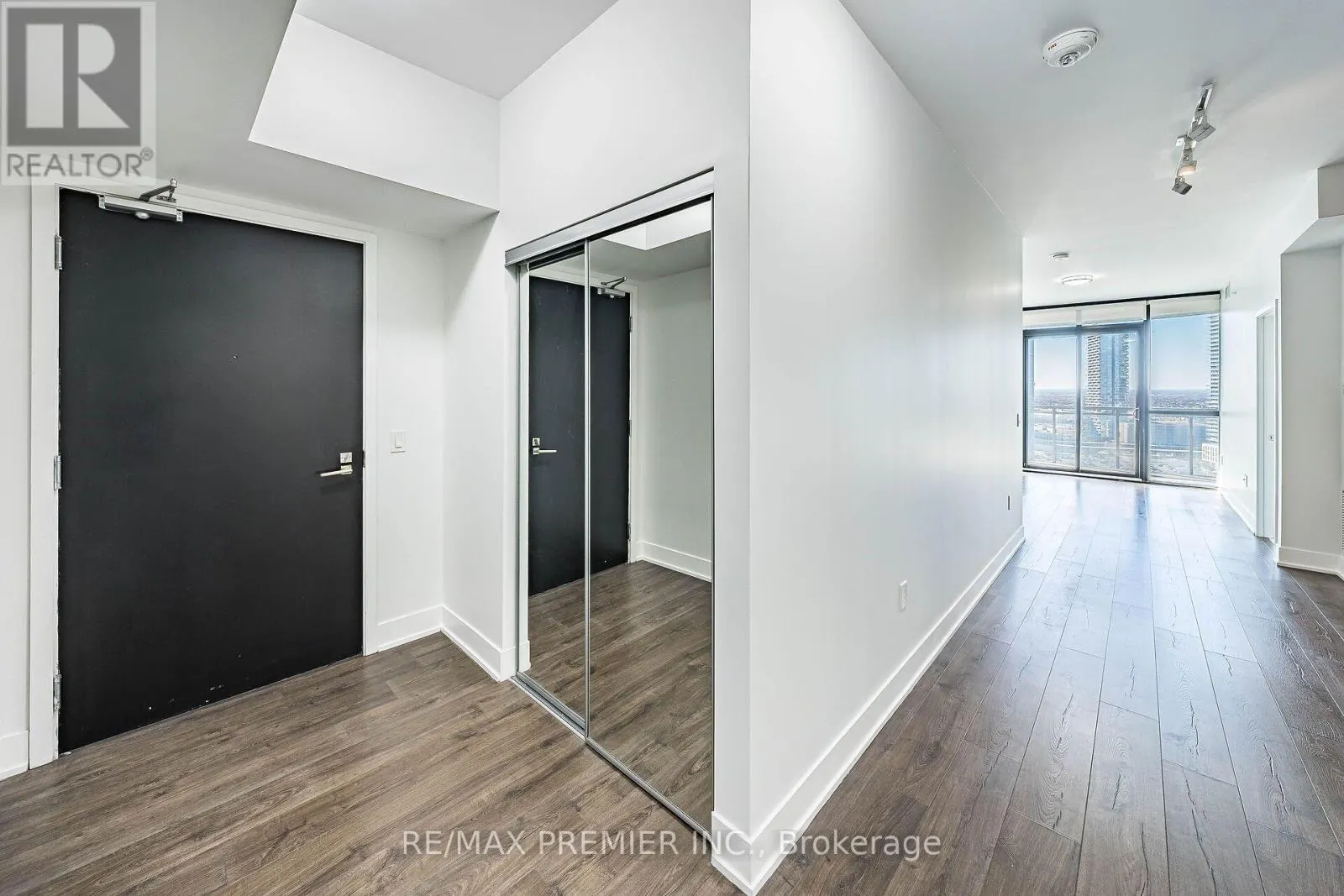 1805 - 2908 HIGHWAY 7 ROAD