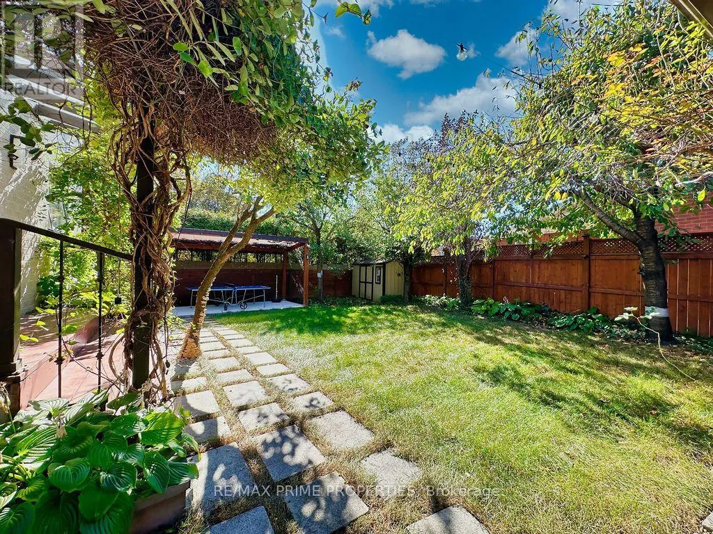 338 BROWNRIDGE DRIVE