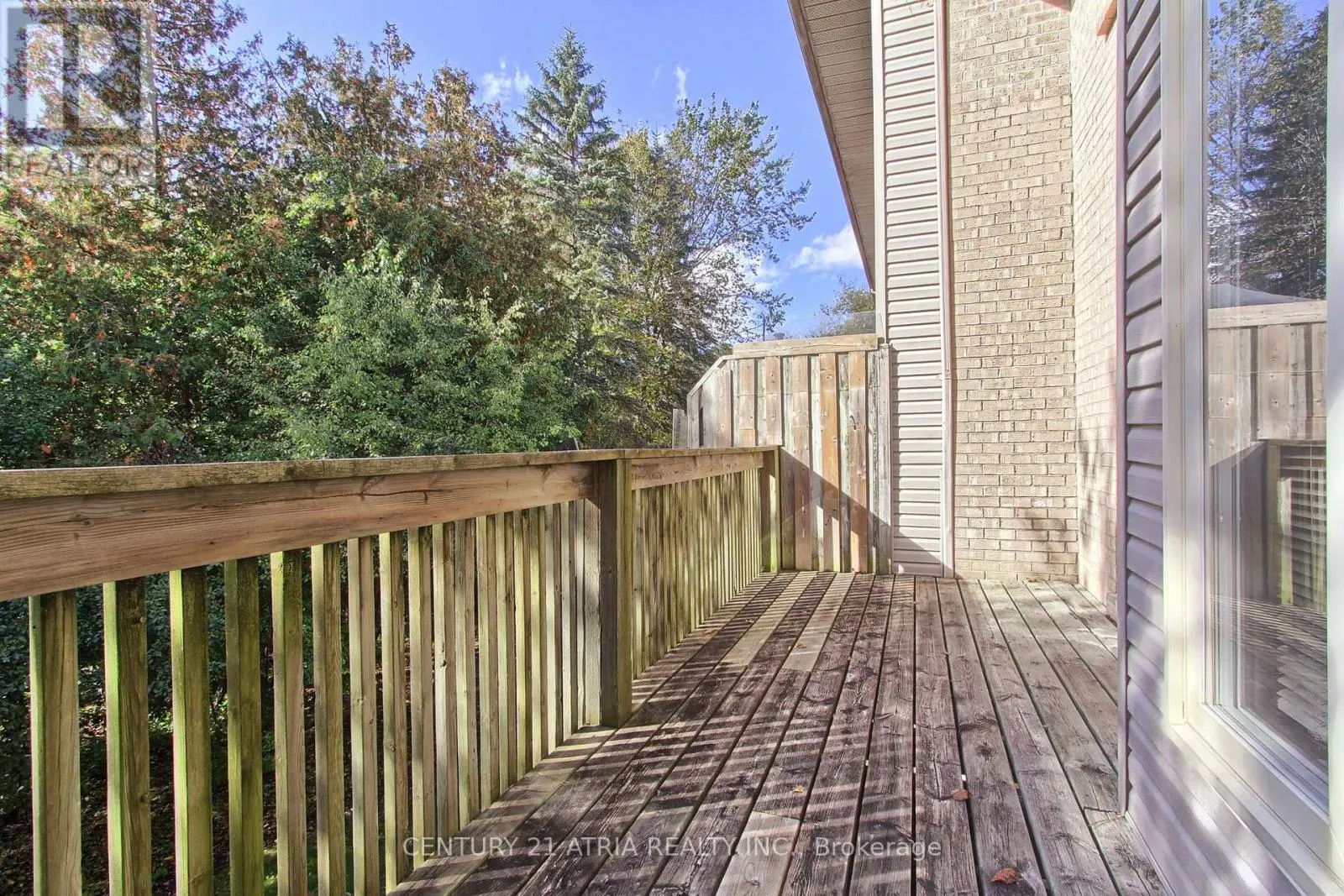 27 ANDERSON PLACE