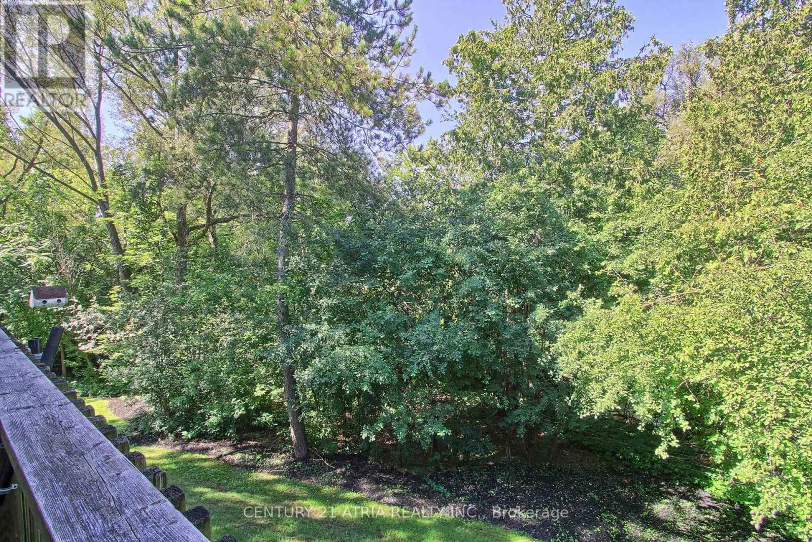 27 ANDERSON PLACE