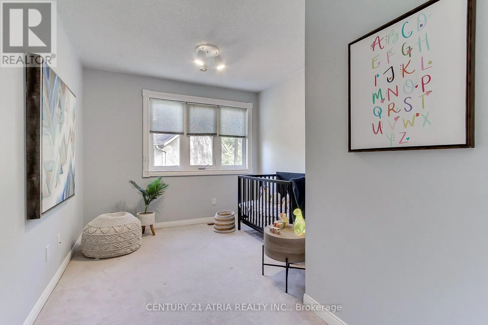 27 ANDERSON PLACE