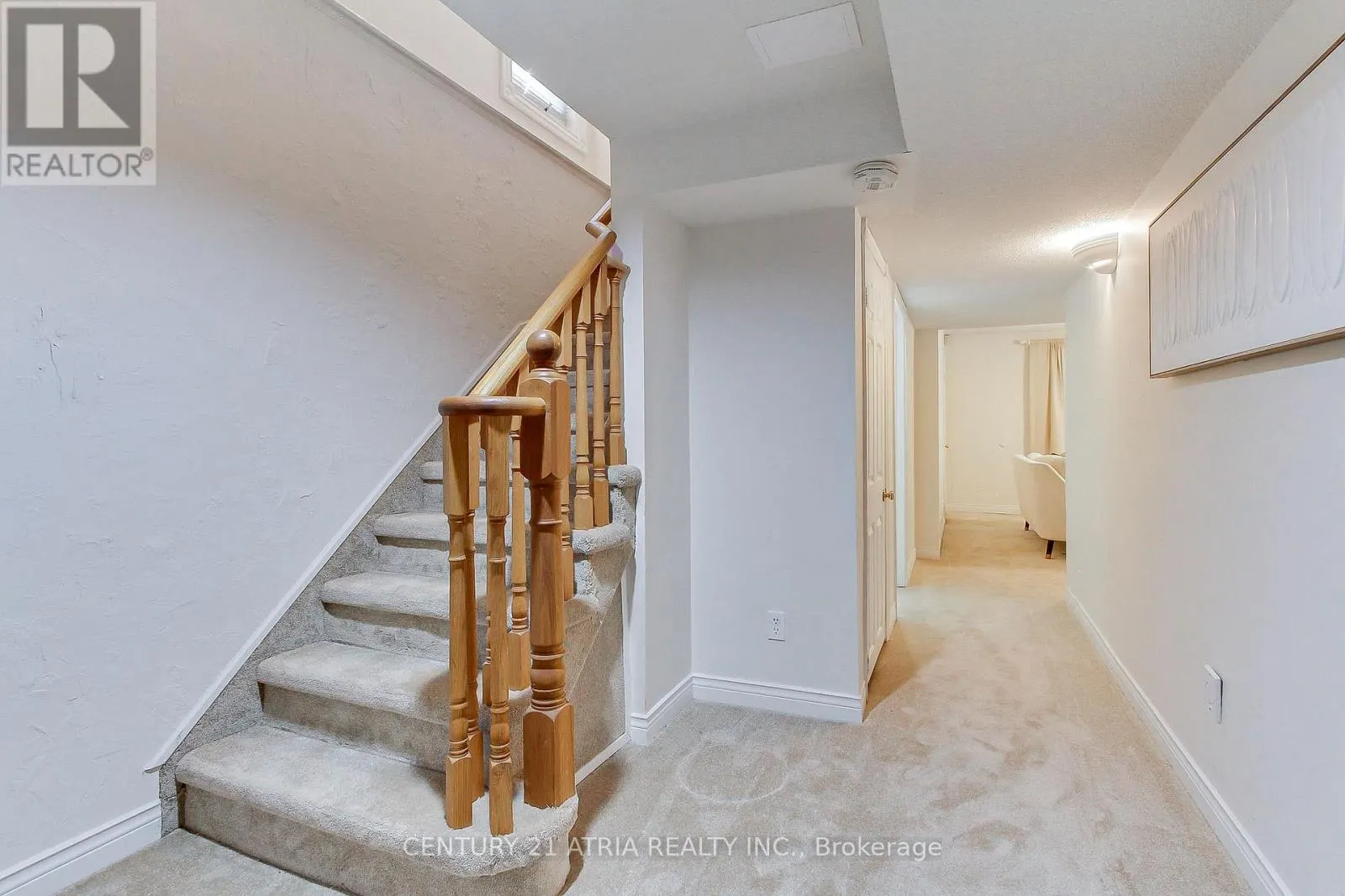 27 ANDERSON PLACE