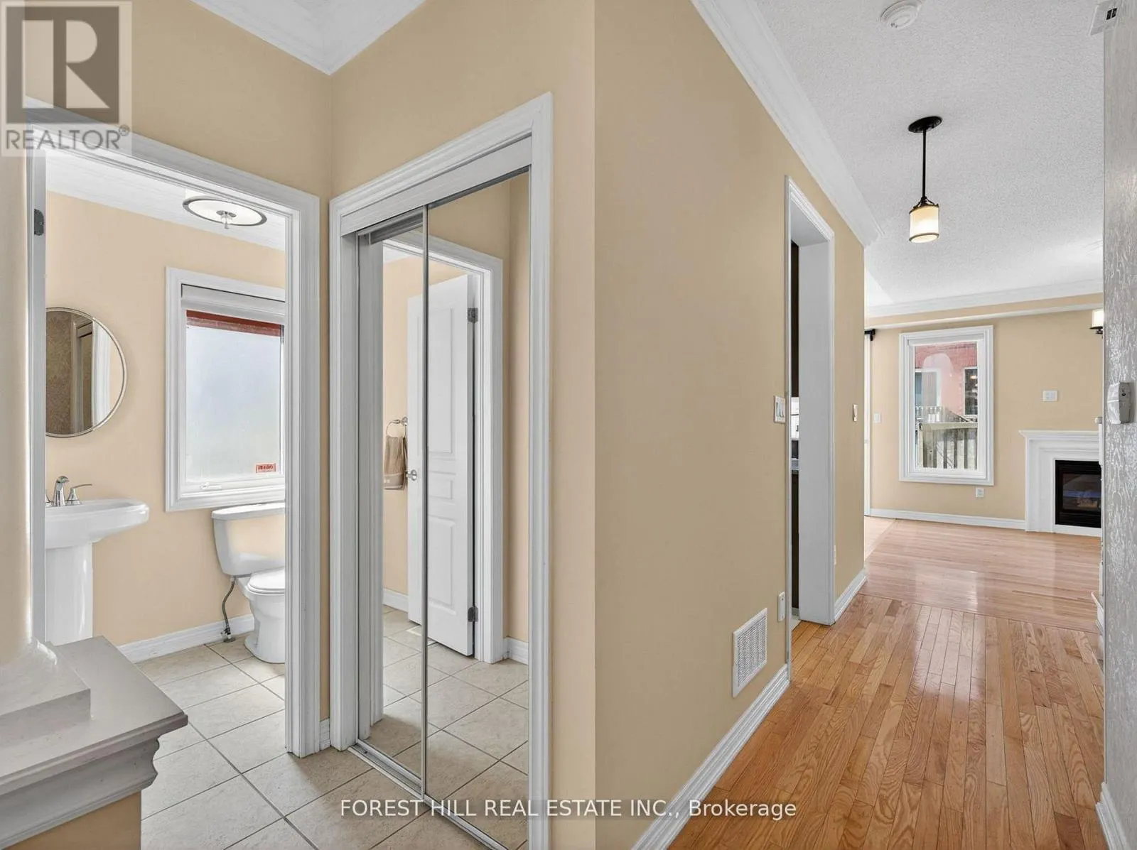 12 STOOKES CRESCENT