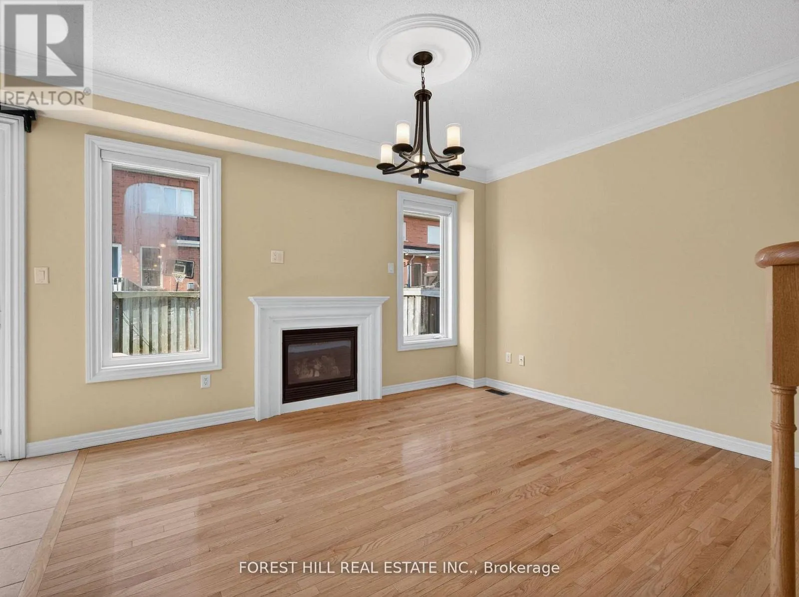 12 STOOKES CRESCENT