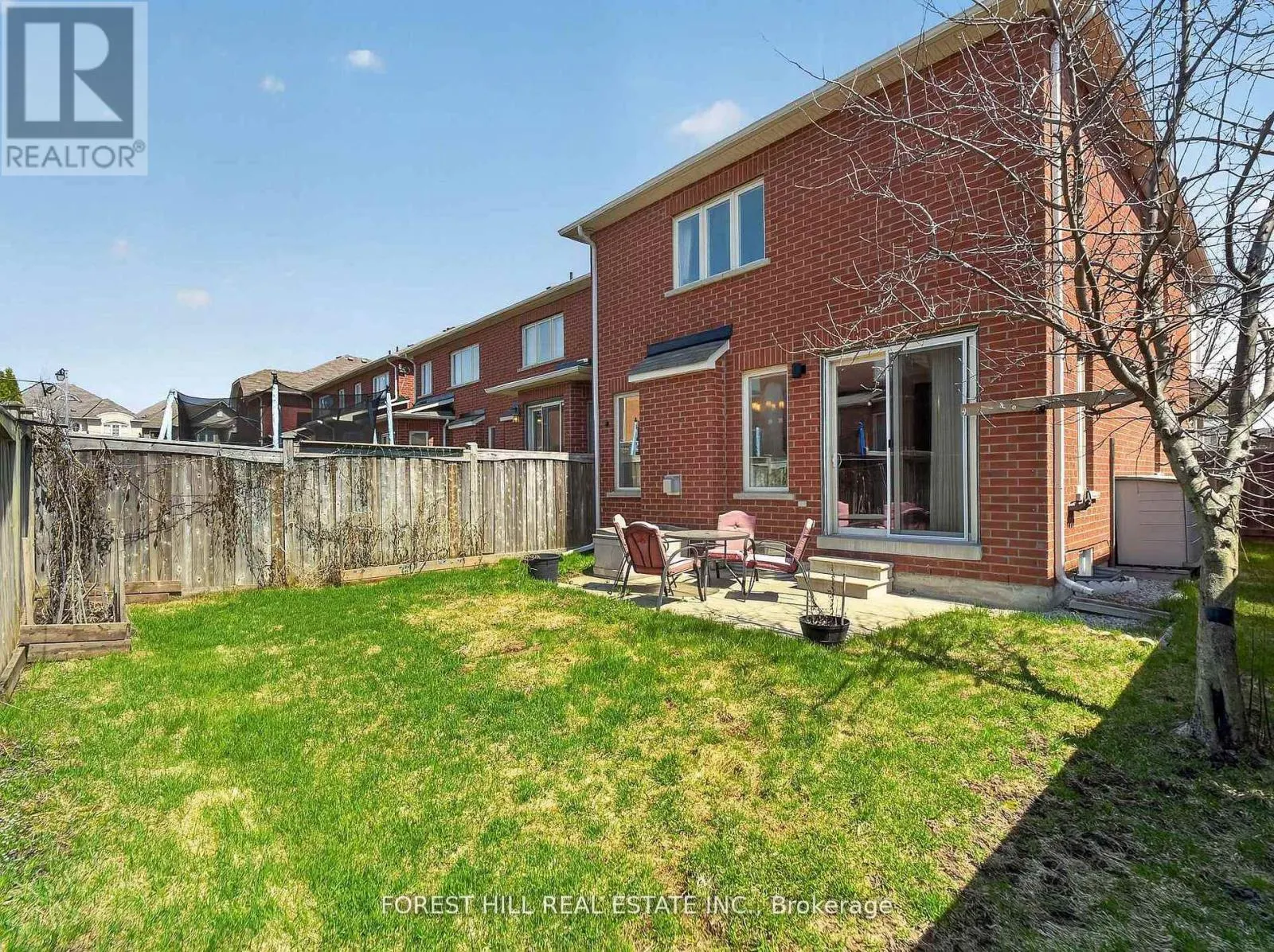 12 STOOKES CRESCENT