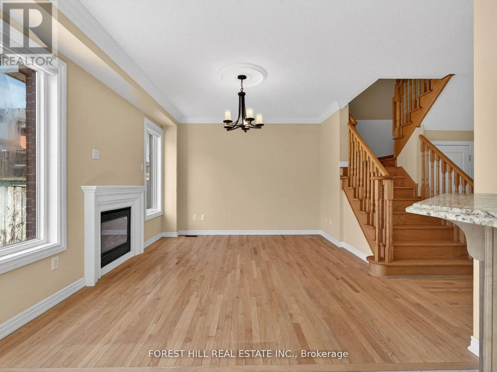 12 STOOKES CRESCENT