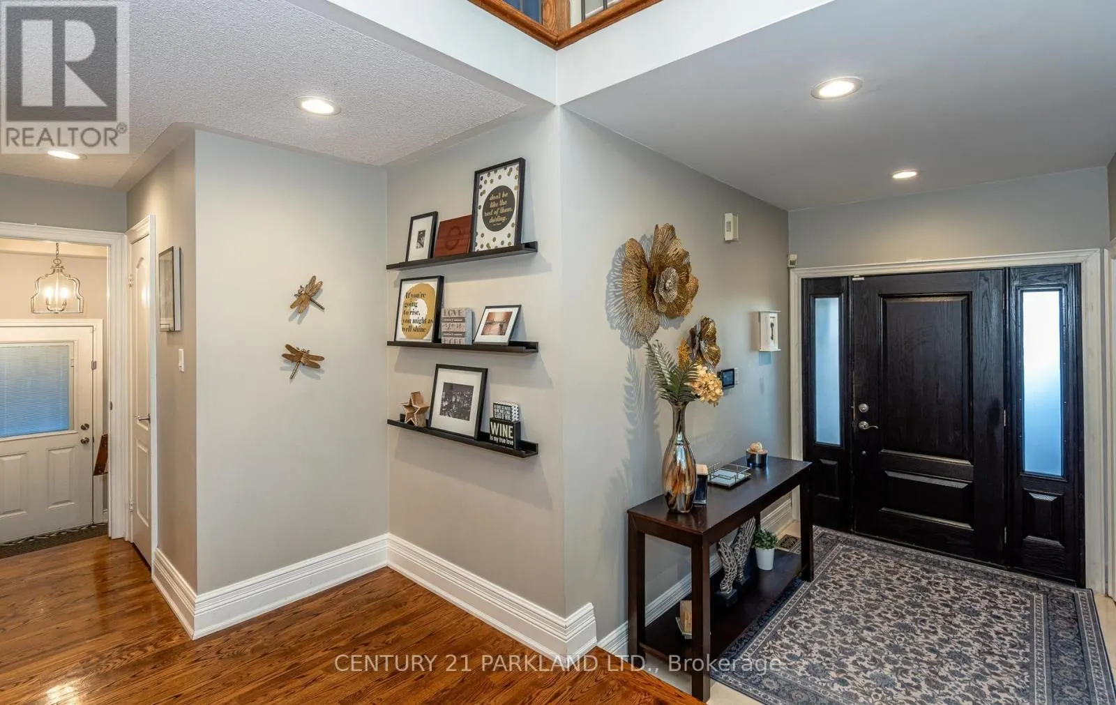 164 CARLYLE CRESCENT