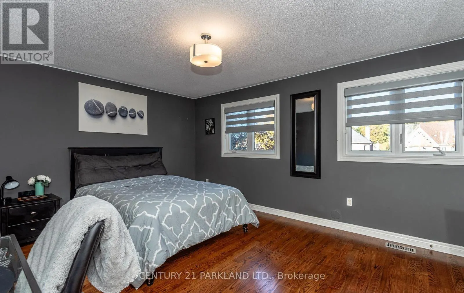 164 CARLYLE CRESCENT