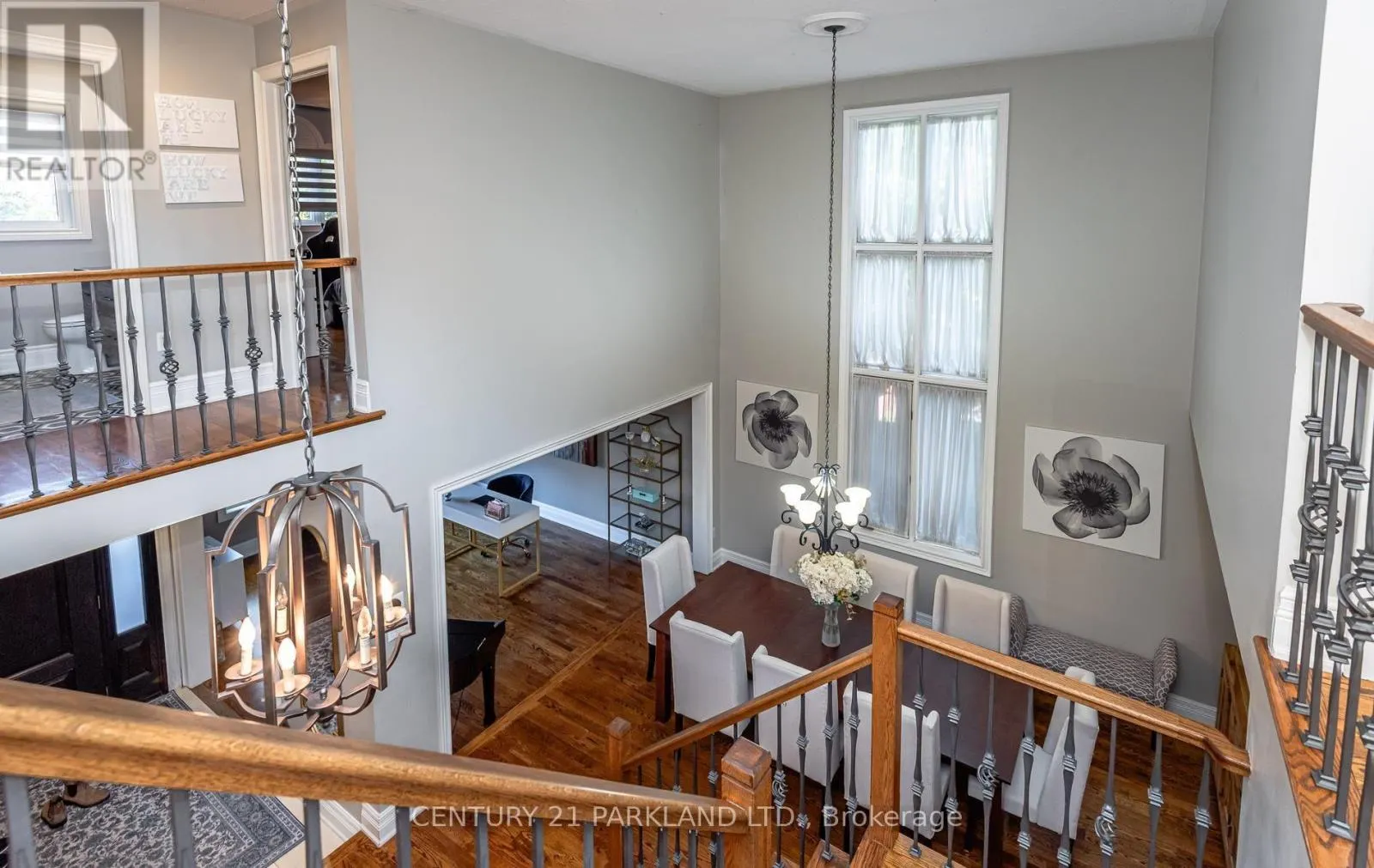 164 CARLYLE CRESCENT
