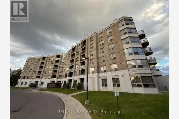 208 - 2200 JOHN STREET