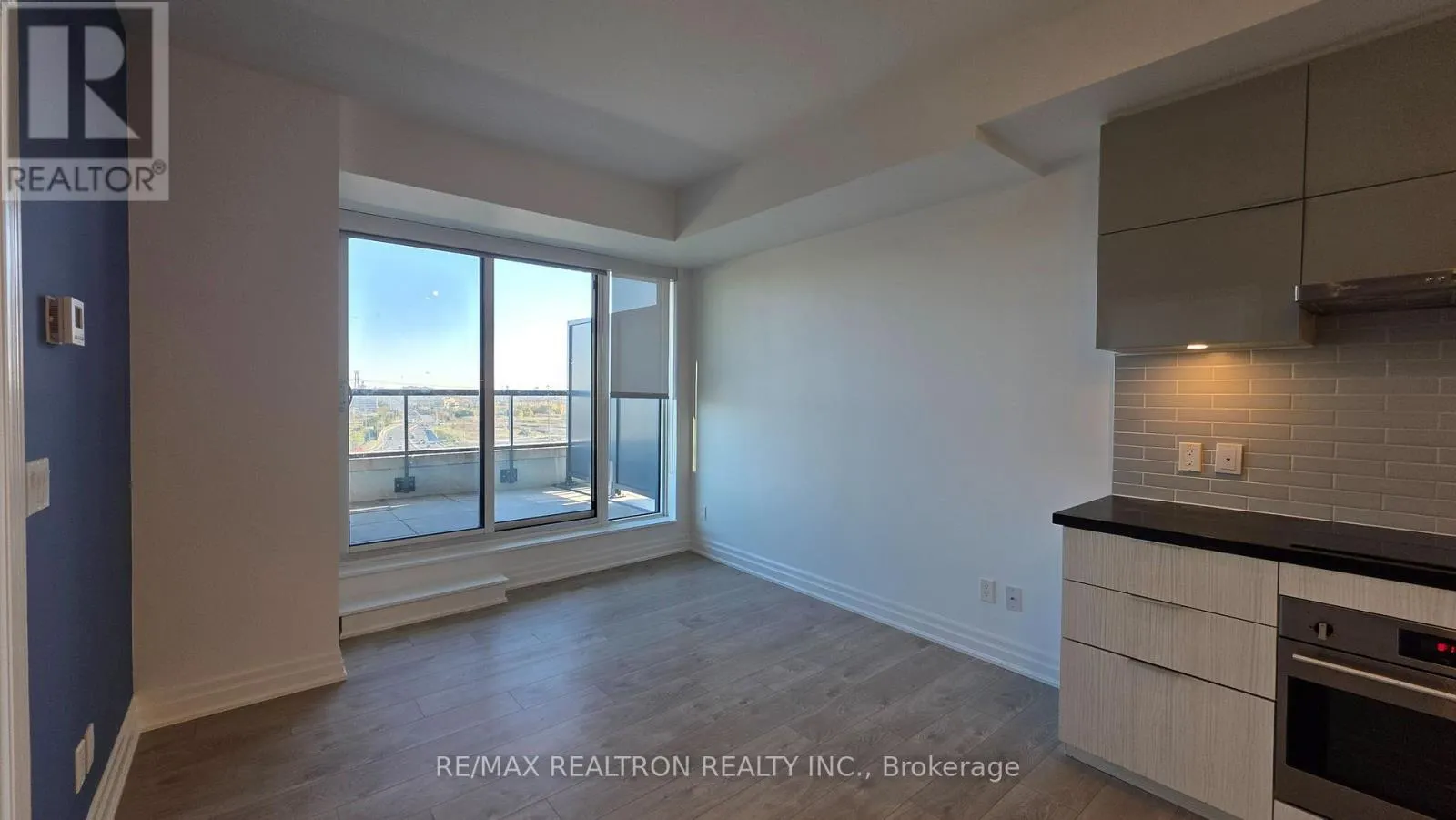 1312 - 10 ROUGE VALLEY DRIVE W