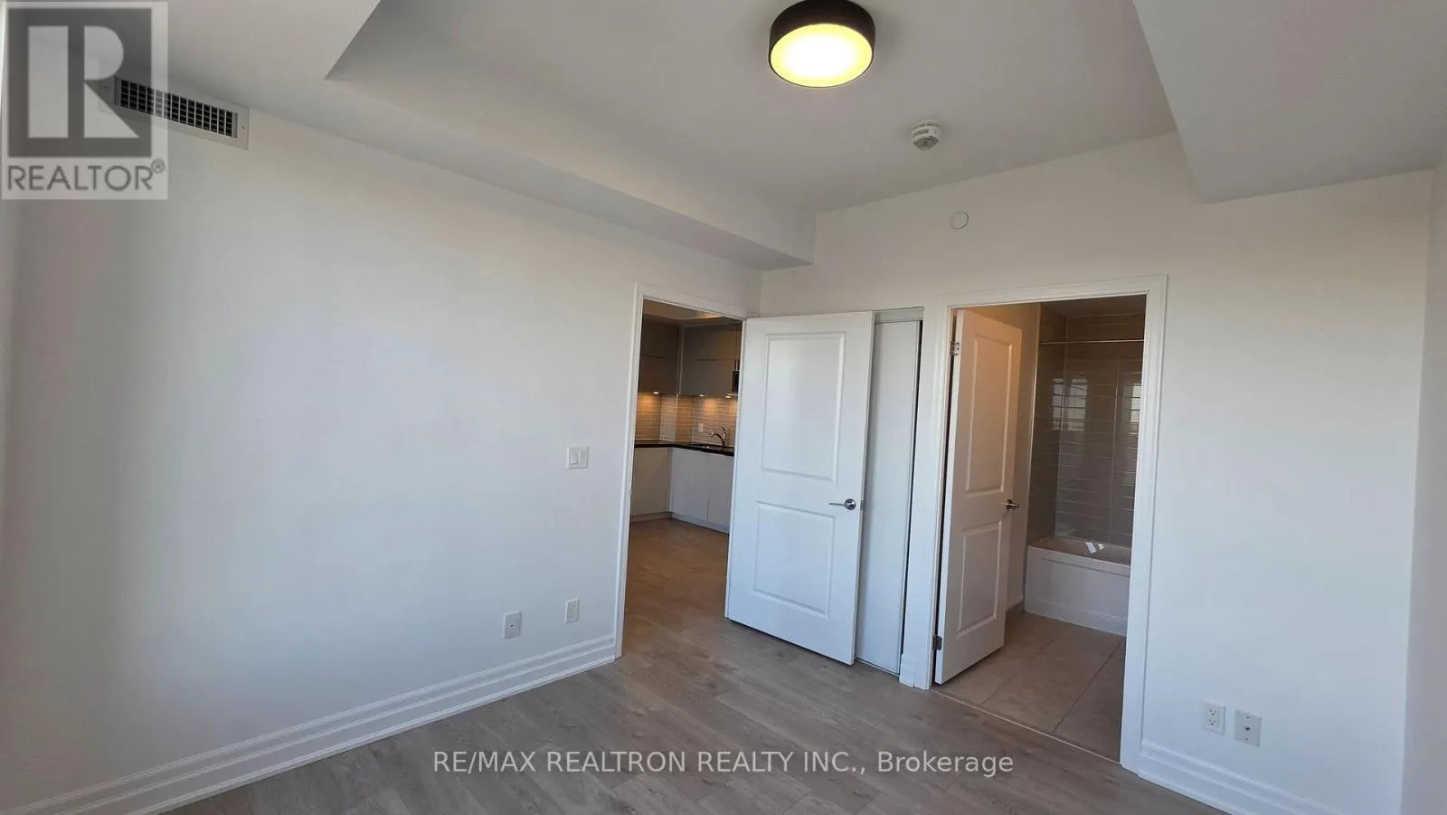 1312 - 10 ROUGE VALLEY DRIVE W
