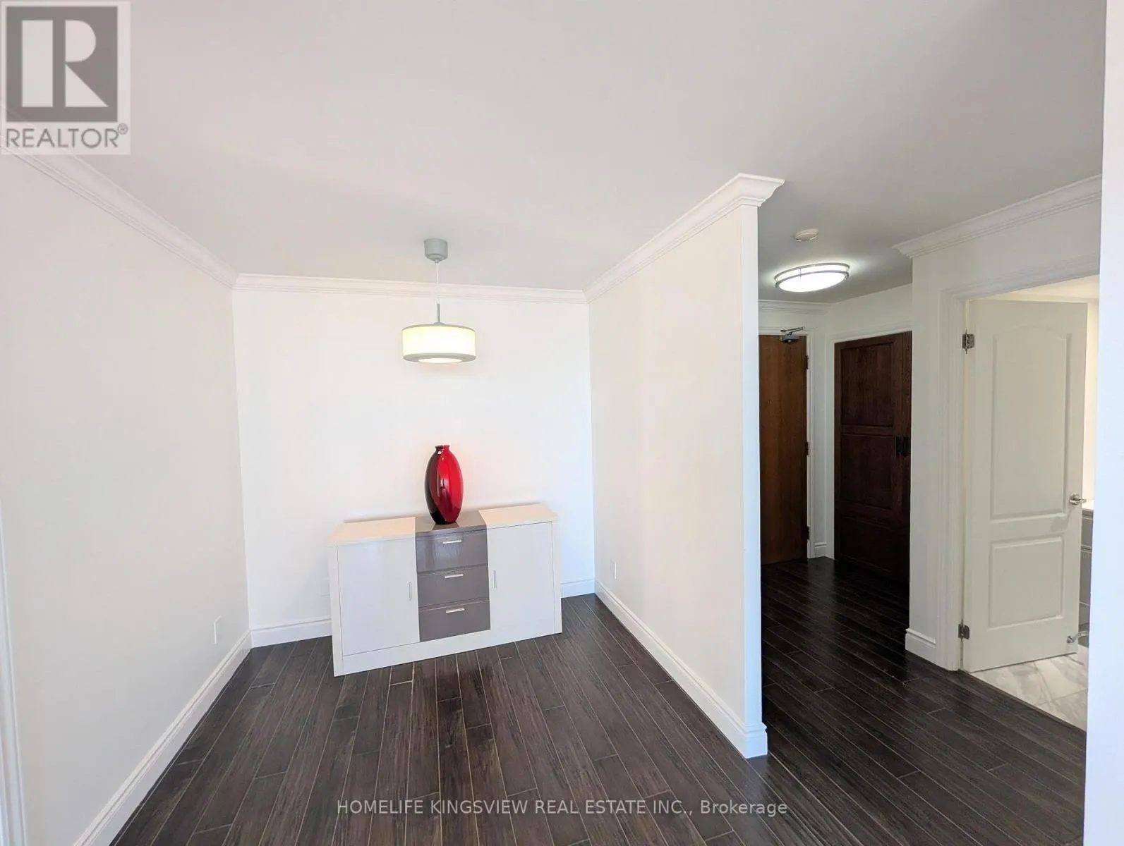 1104 - 60 DISERA DRIVE