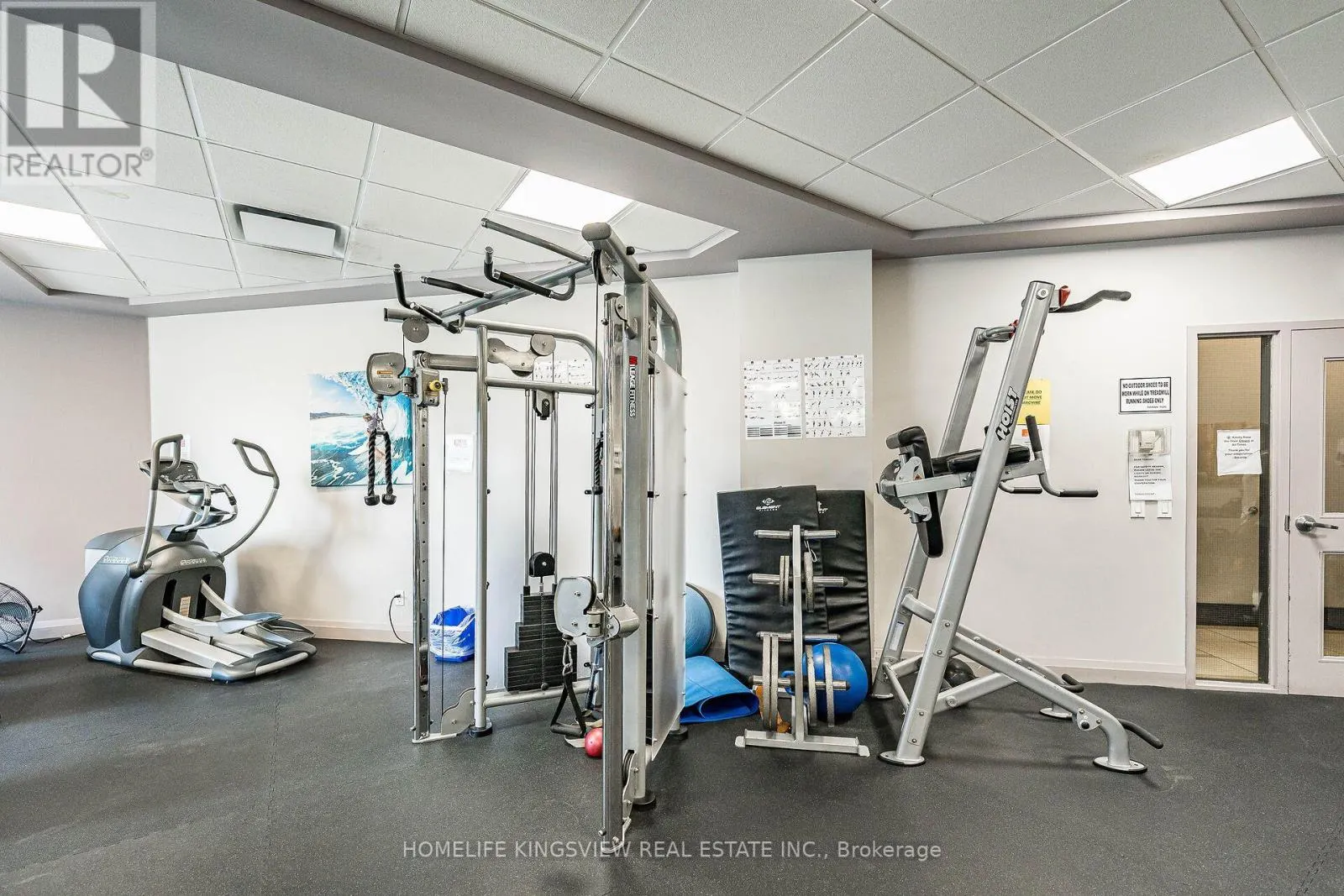 1104 - 60 DISERA DRIVE