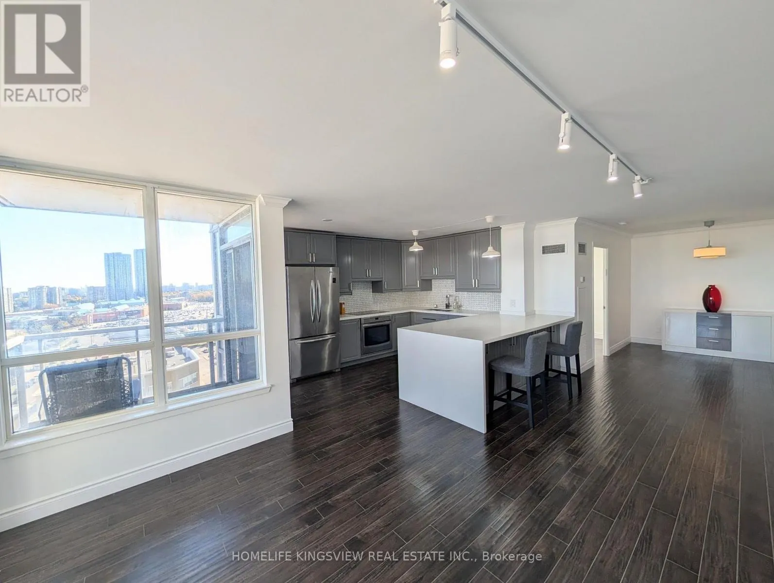 1104 - 60 DISERA DRIVE