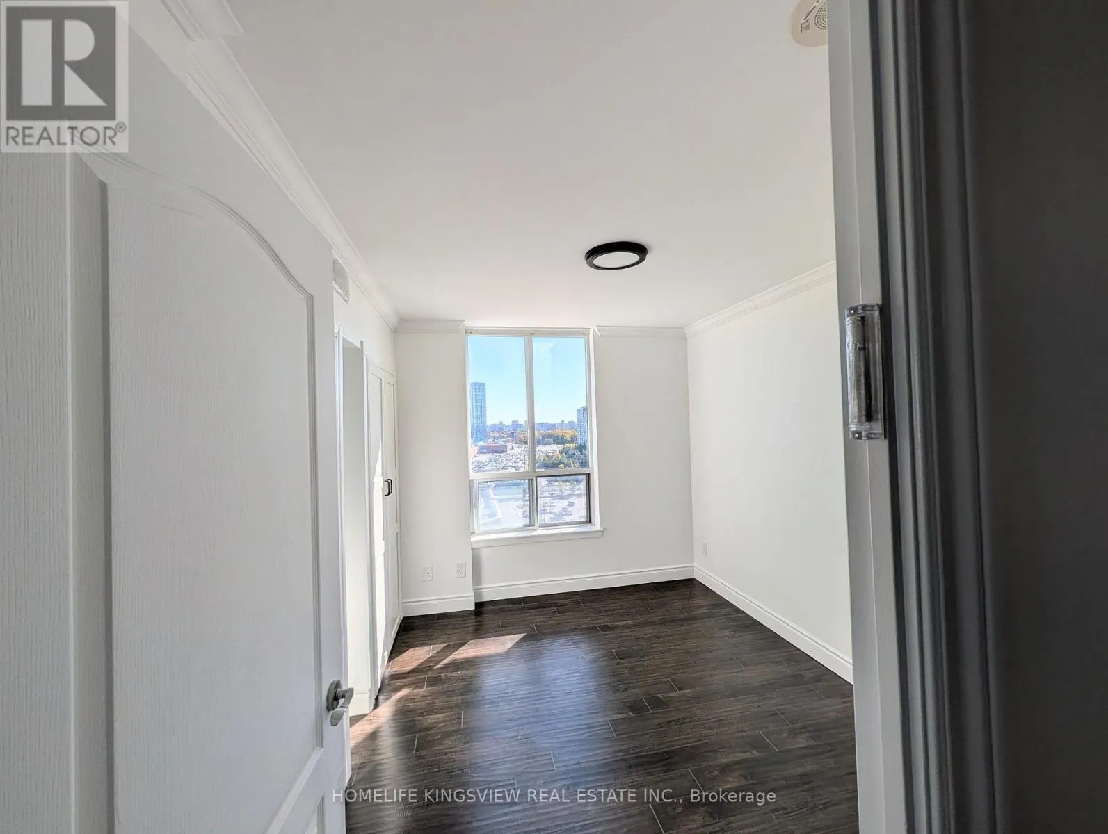 1104 - 60 DISERA DRIVE
