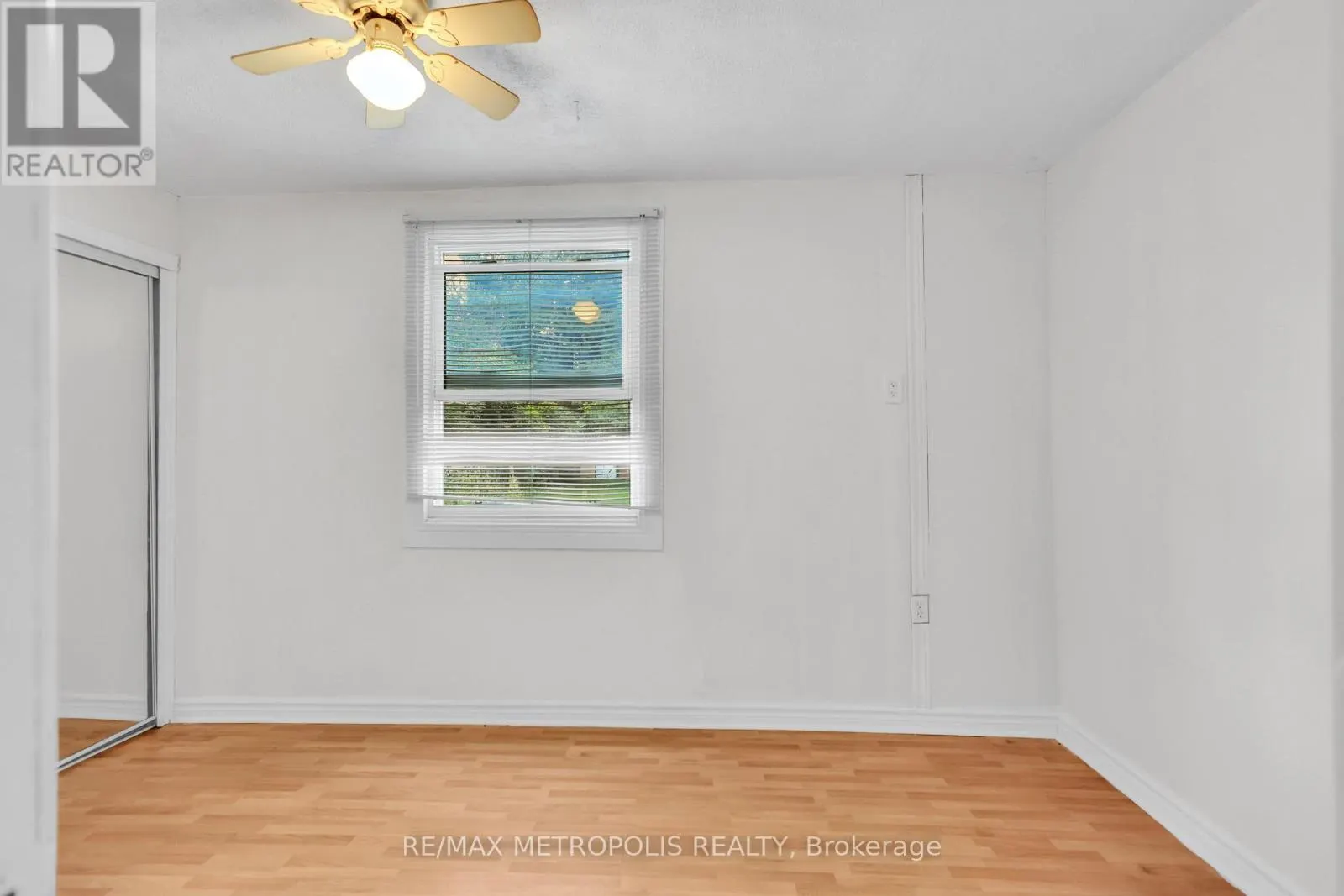 856 CENTRAL AVENUE