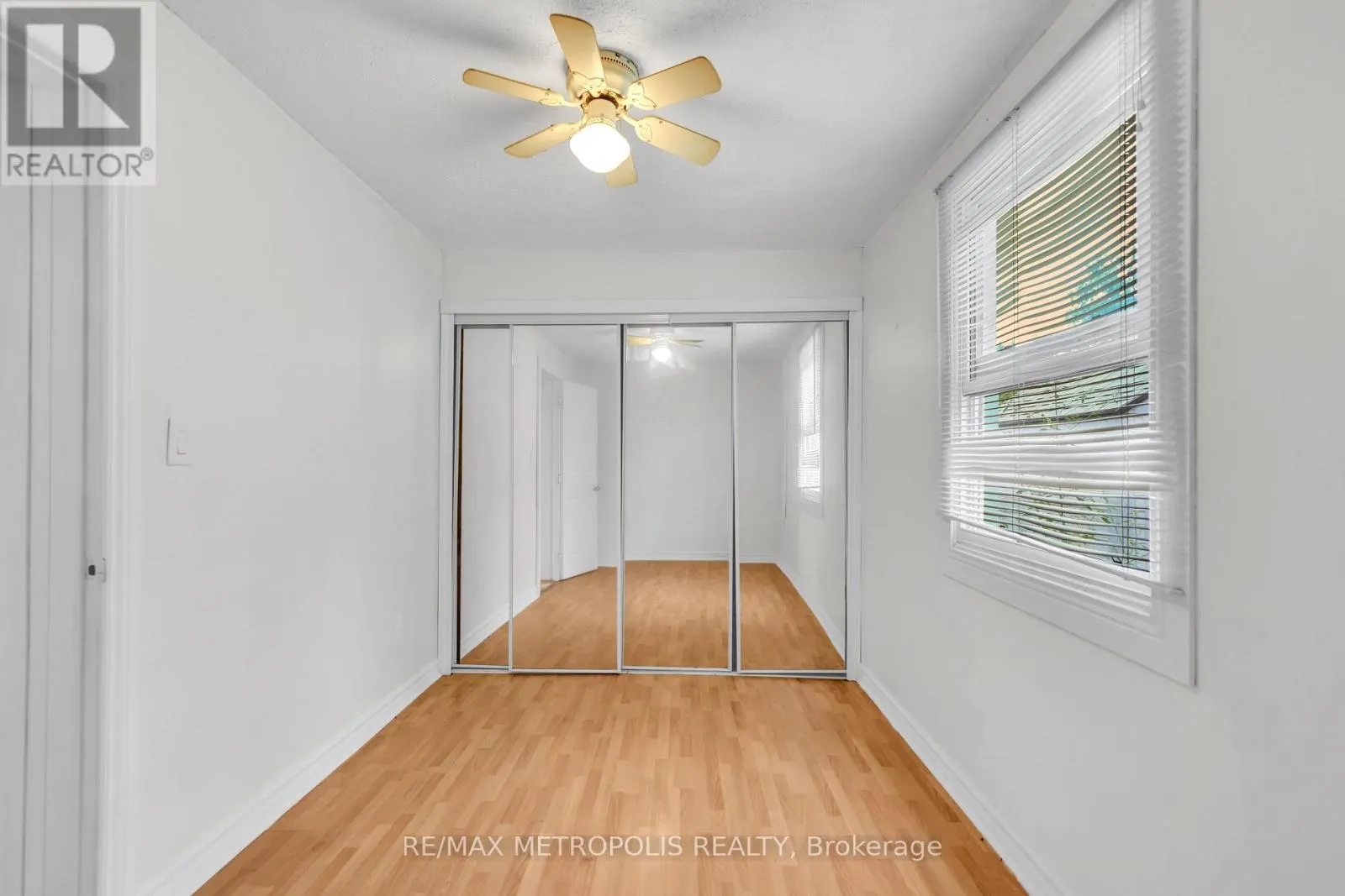 856 CENTRAL AVENUE