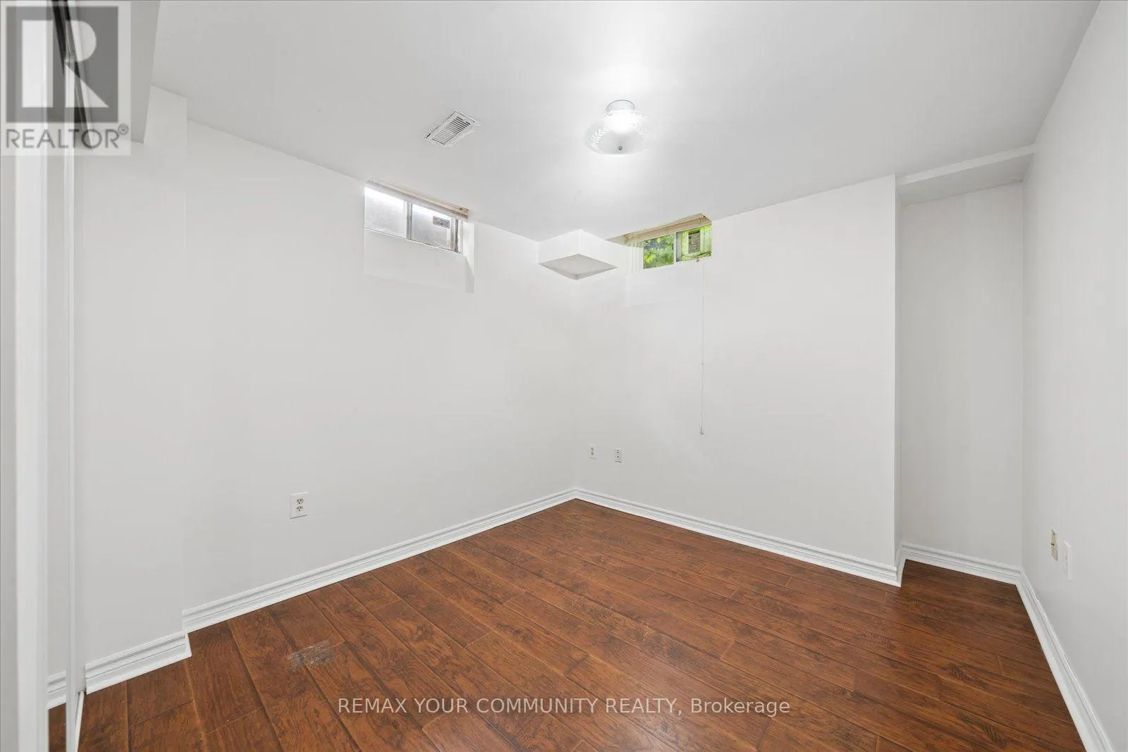 102 EDMUND SEAGER DRIVE