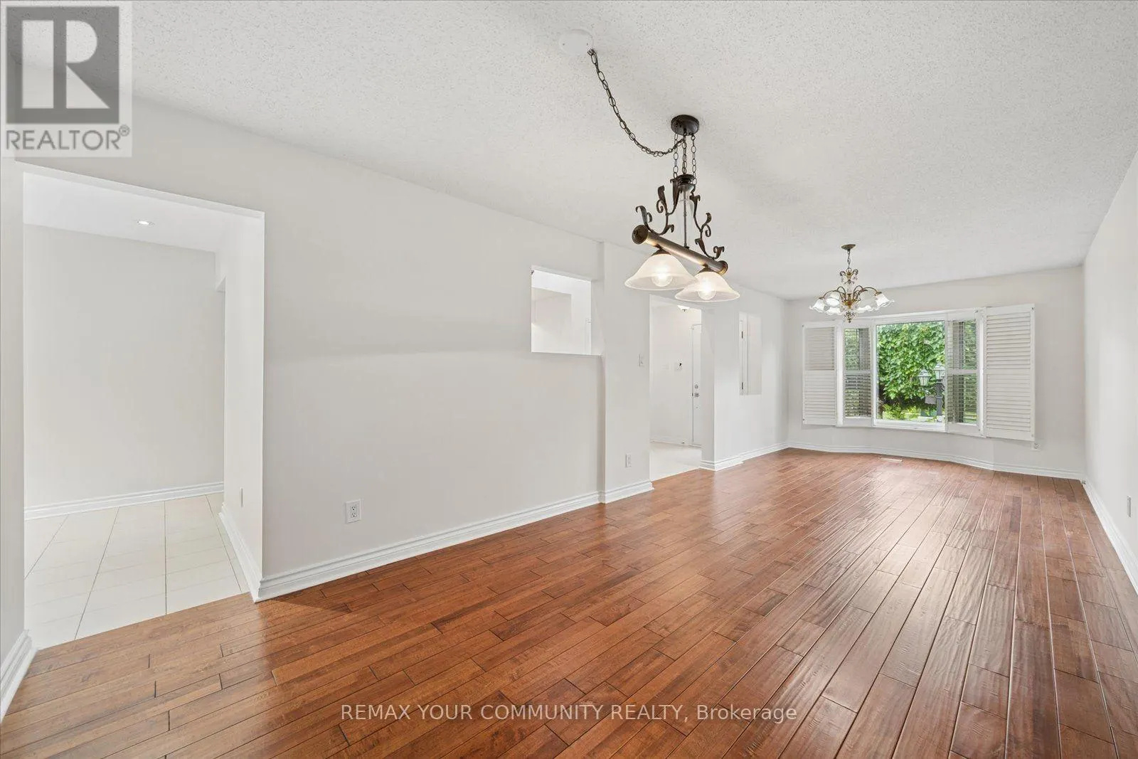 102 EDMUND SEAGER DRIVE