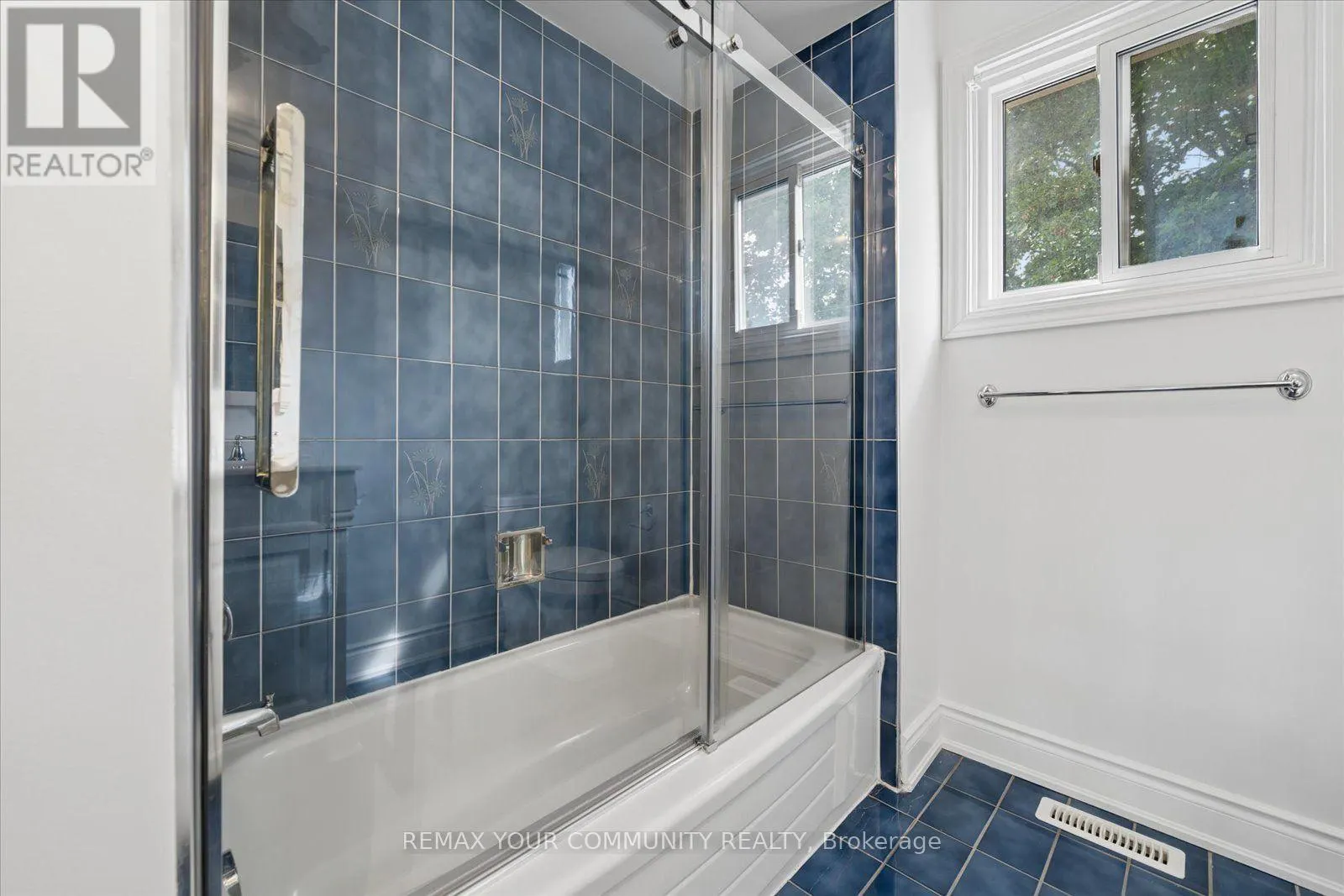102 EDMUND SEAGER DRIVE