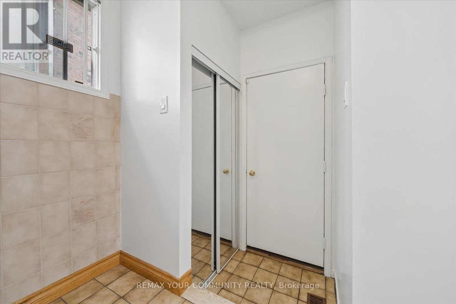 102 EDMUND SEAGER DRIVE