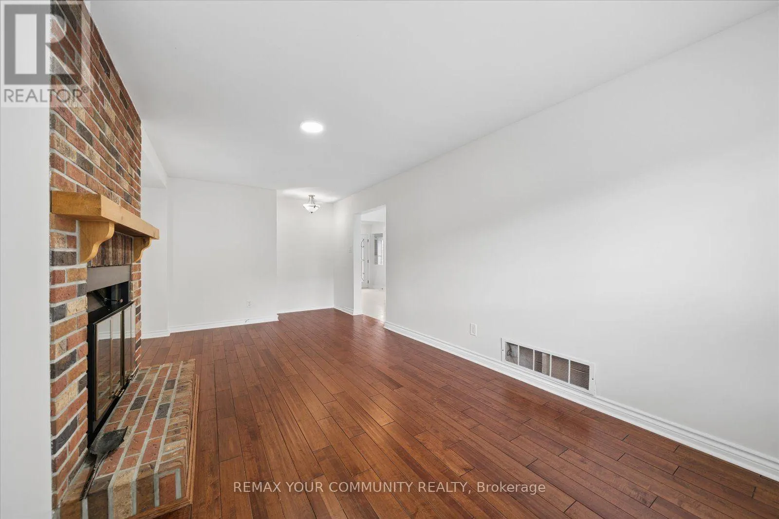 102 EDMUND SEAGER DRIVE