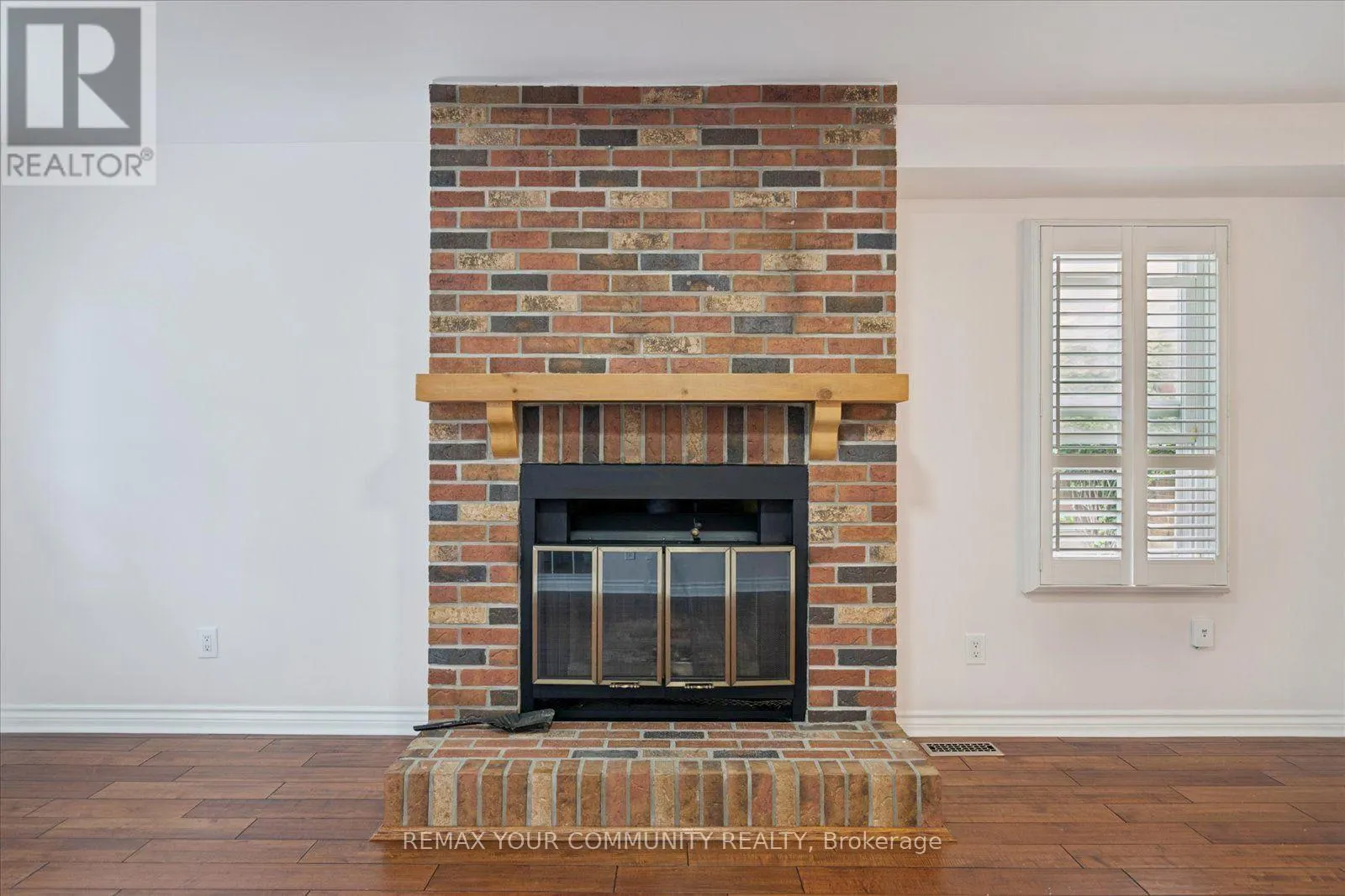 102 EDMUND SEAGER DRIVE