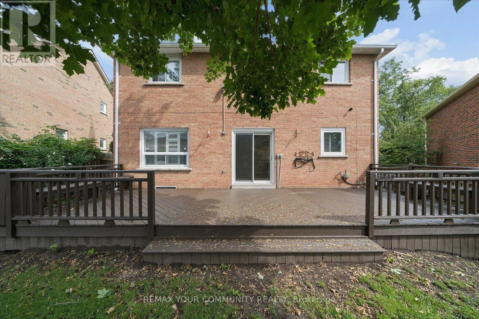 102 EDMUND SEAGER DRIVE