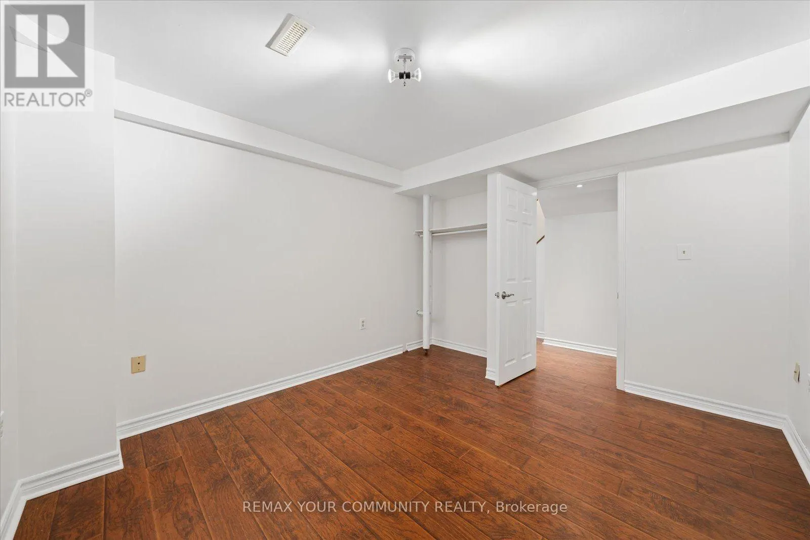 102 EDMUND SEAGER DRIVE