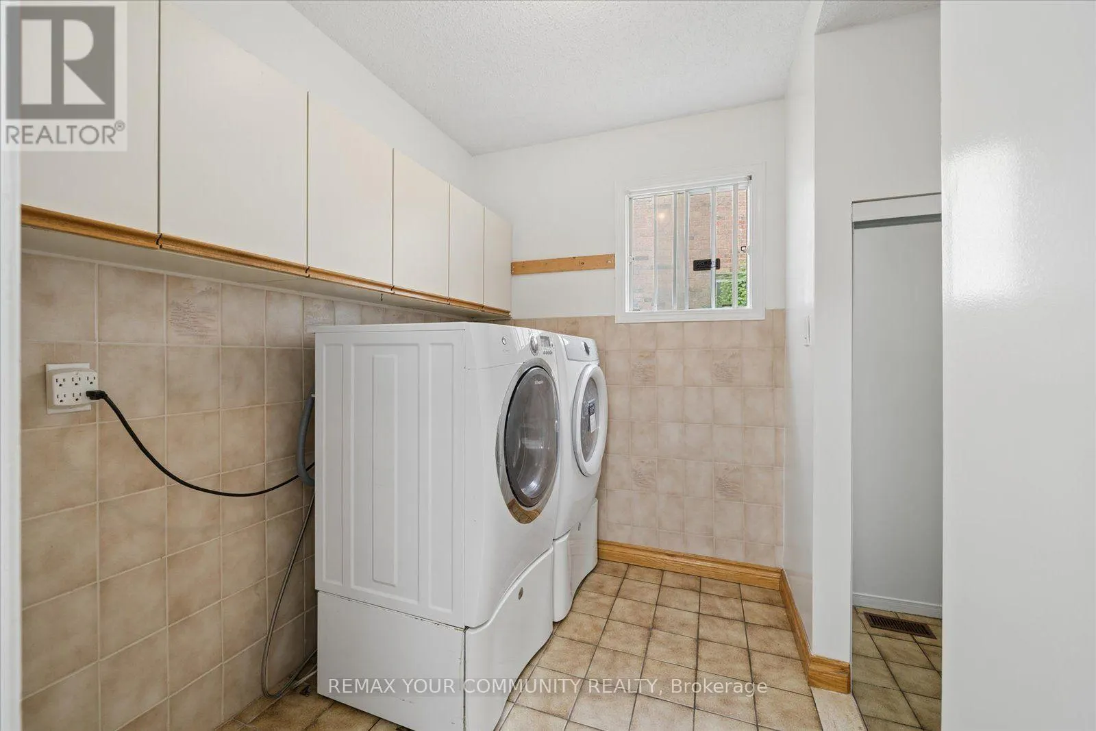 102 EDMUND SEAGER DRIVE