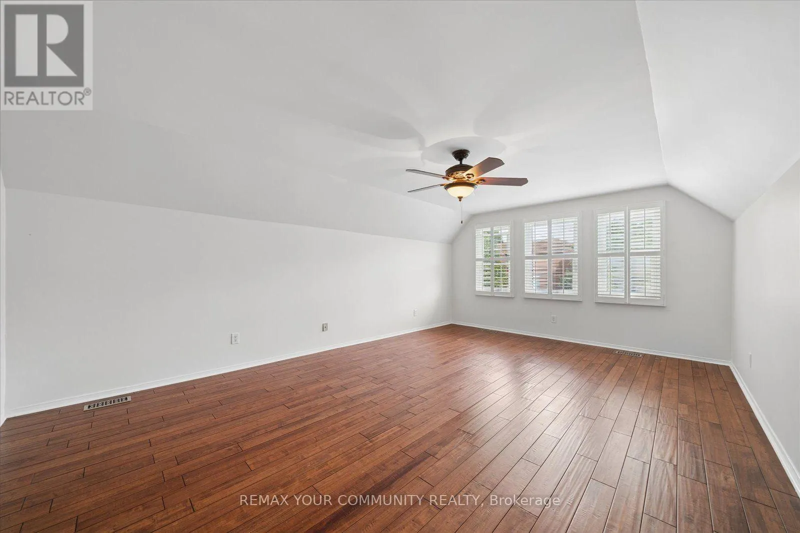 102 EDMUND SEAGER DRIVE