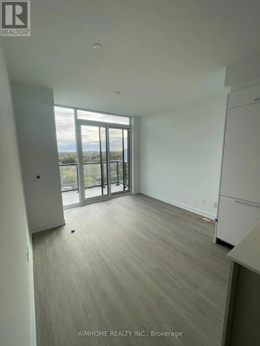 914 - 8188 YONGE STREET