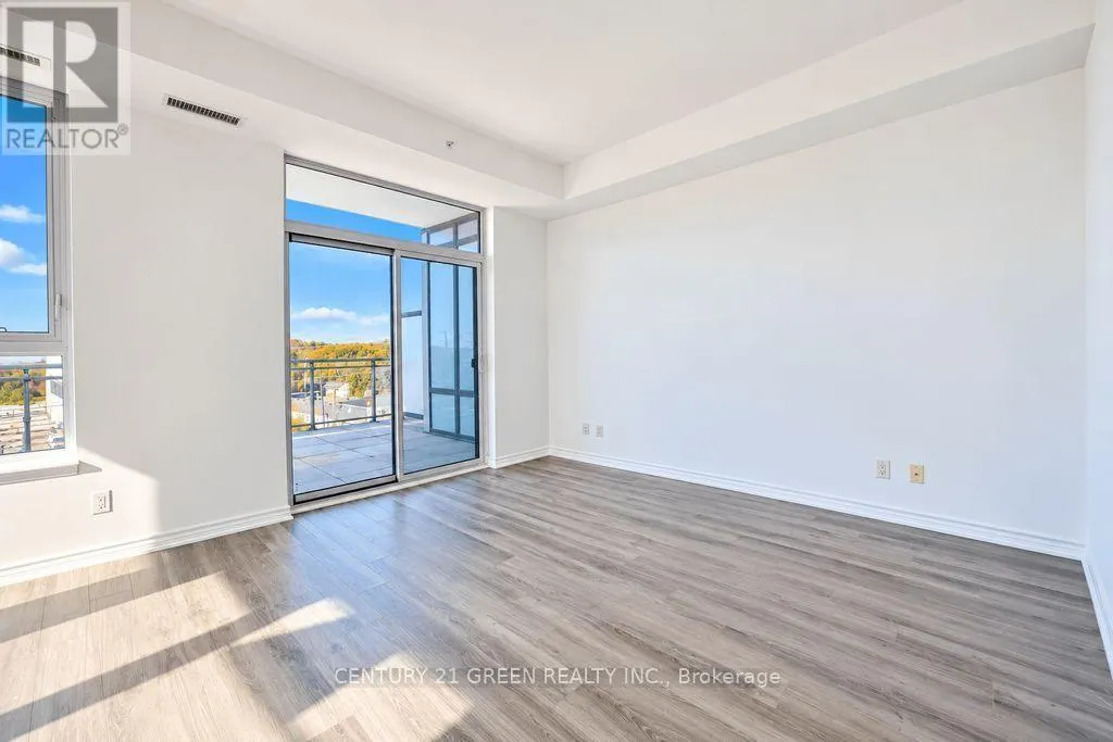 611 - 11611 YONGE STREET